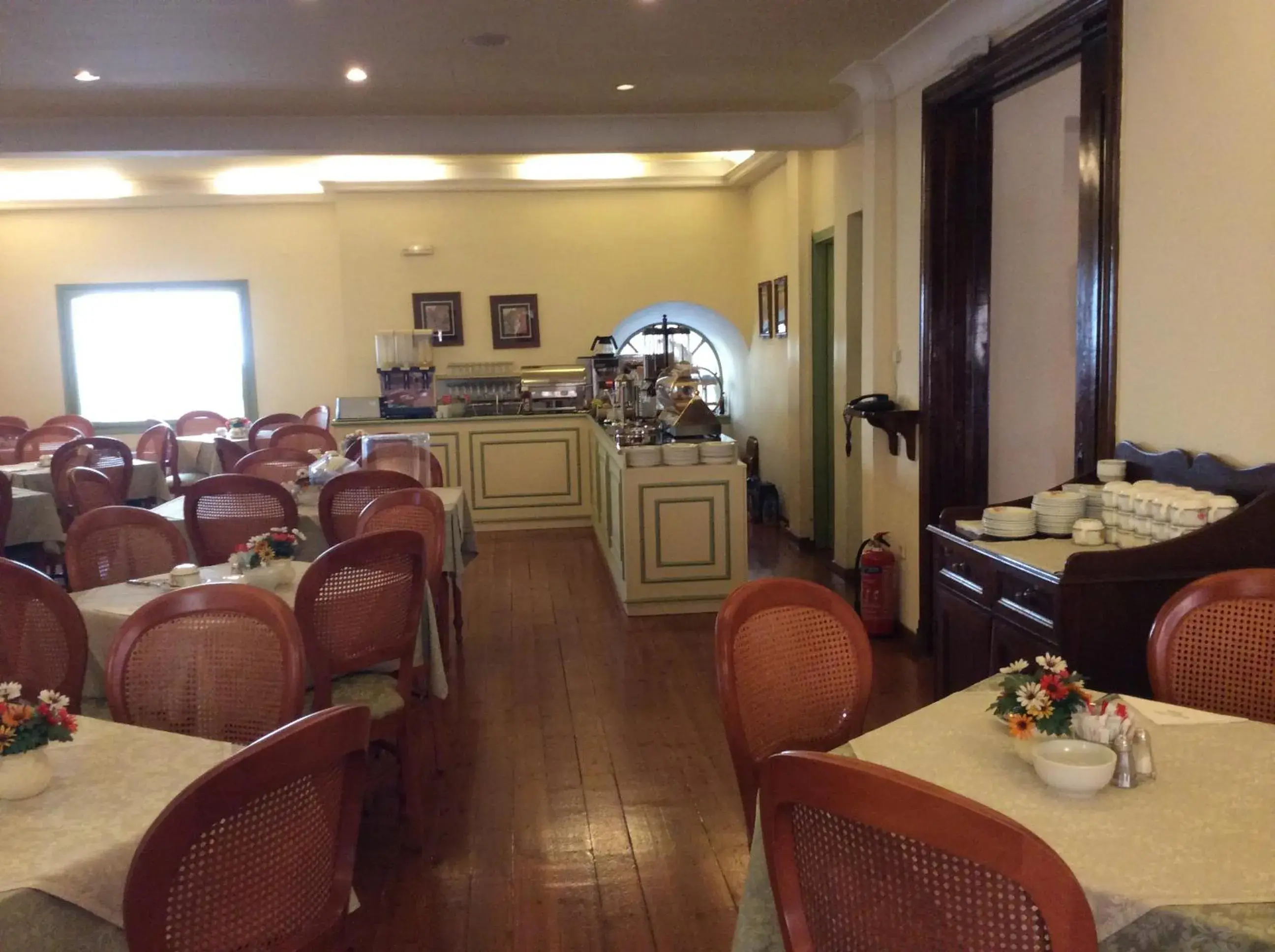 Restaurant/places to eat in Cavalieri Hotel Restaurant/places to eat in Cavalieri Hotel