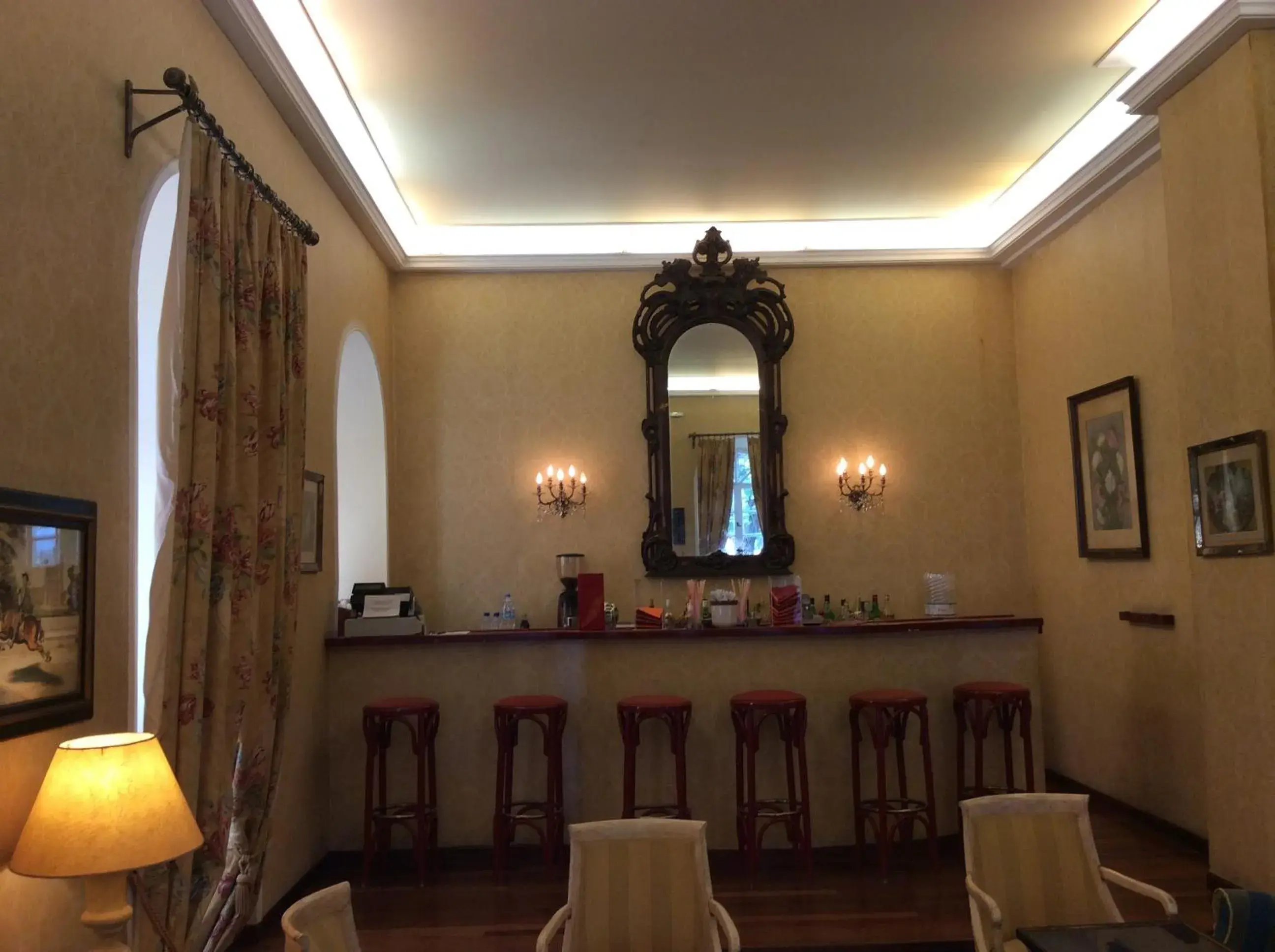 Lounge or bar in Cavalieri Hotel Lounge or bar in Cavalieri Hotel