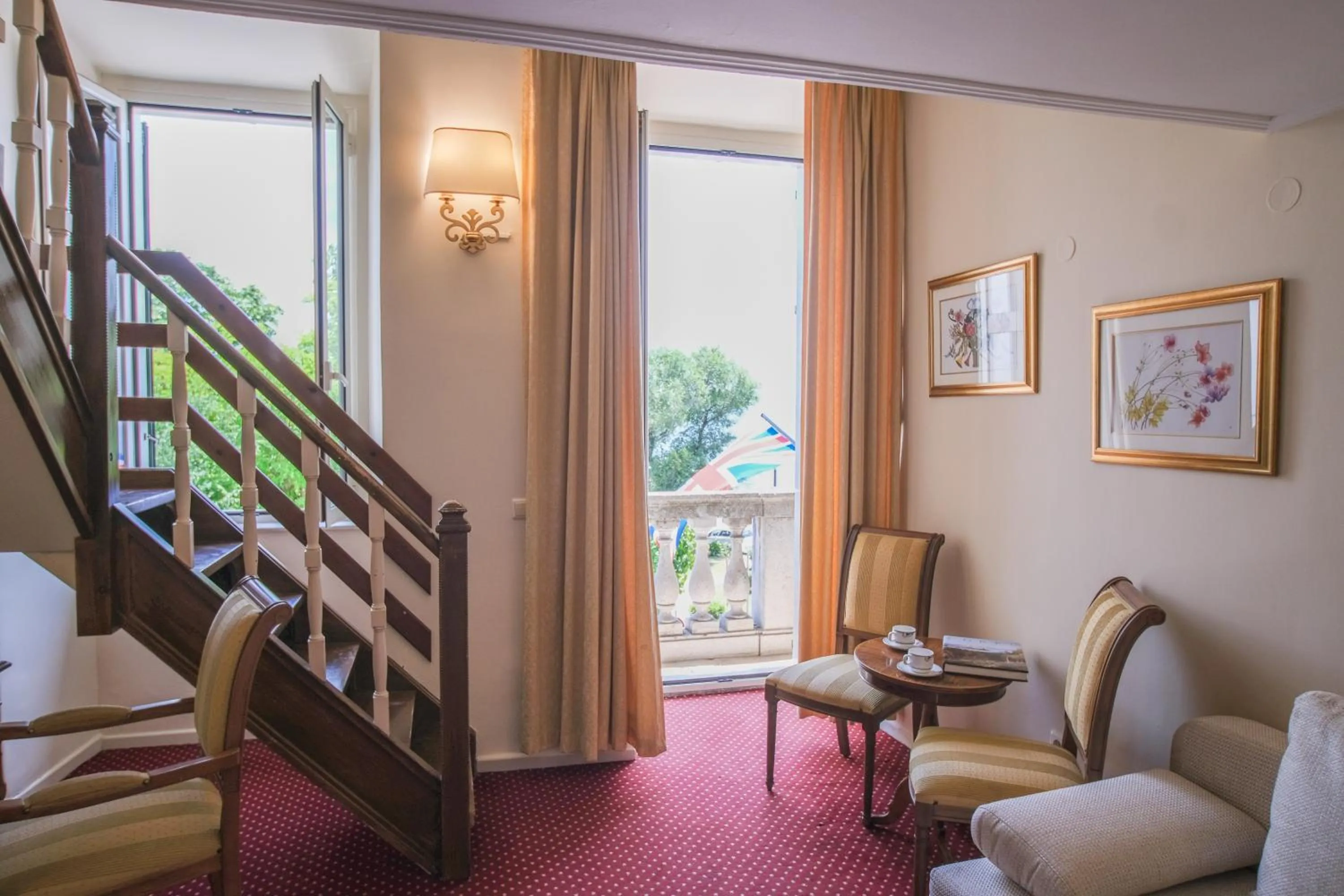 Living room in Cavalieri Hotel