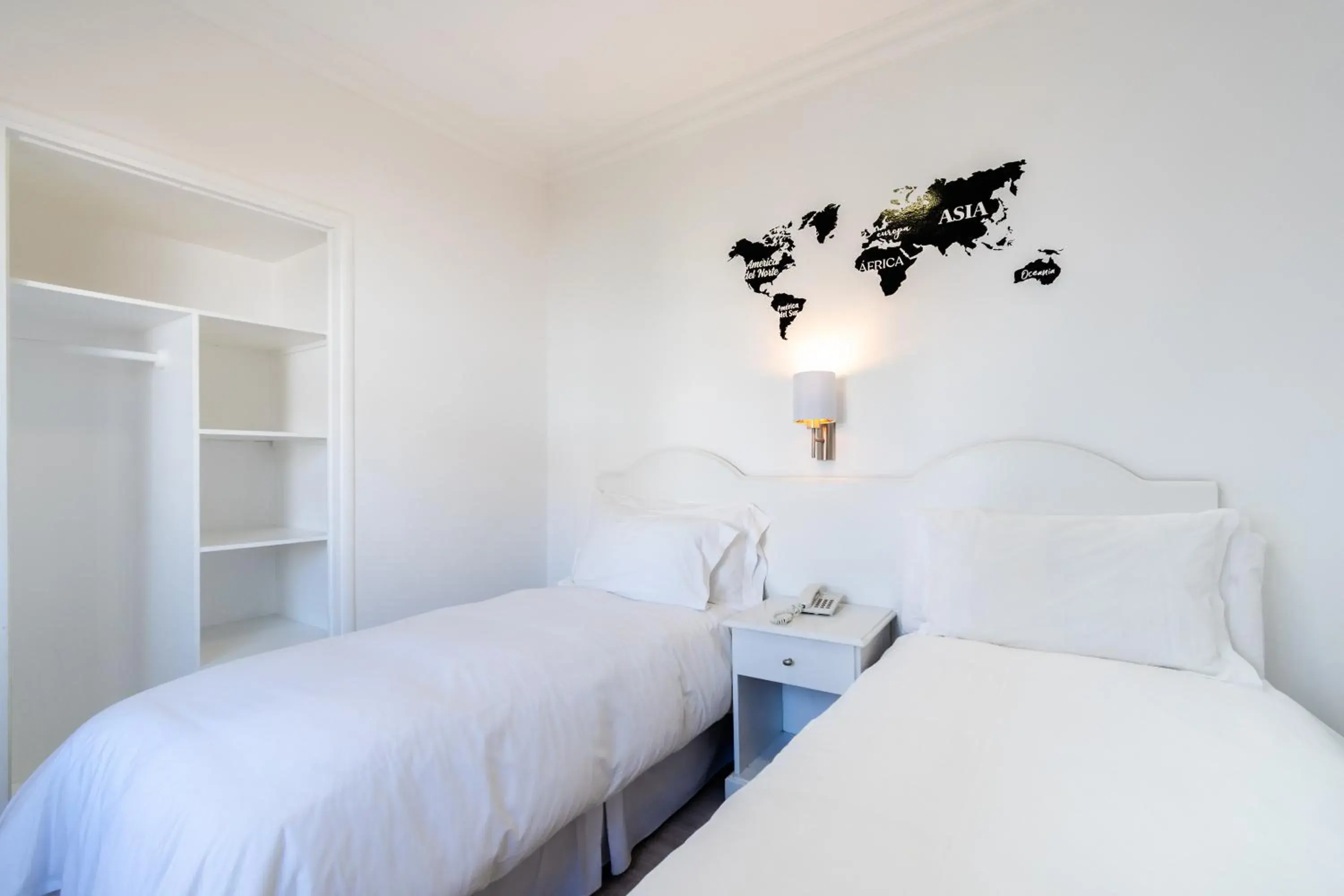 Bedroom, Bed in Hotel Romimar 3* Sup Bedroom, Bed in Hotel Romimar 3* Sup