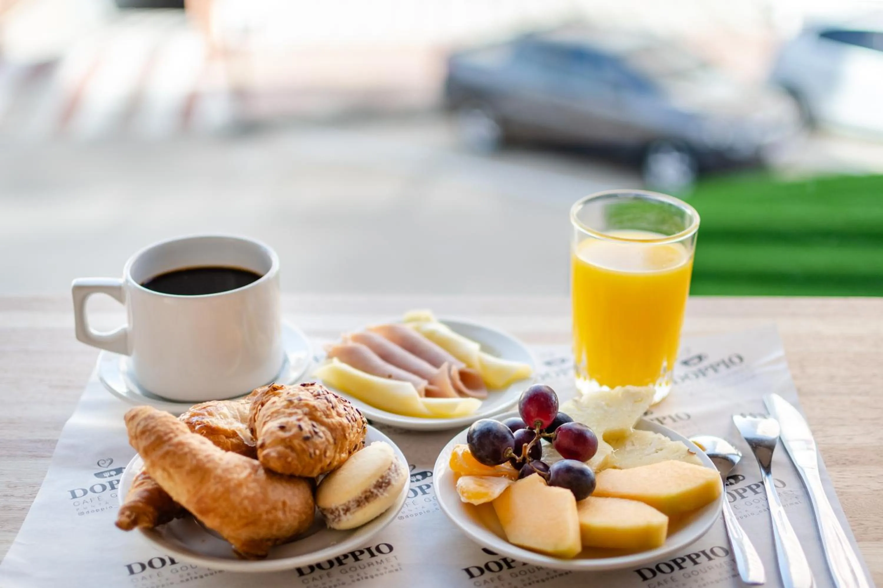 Breakfast in Hotel Romimar 3* Sup