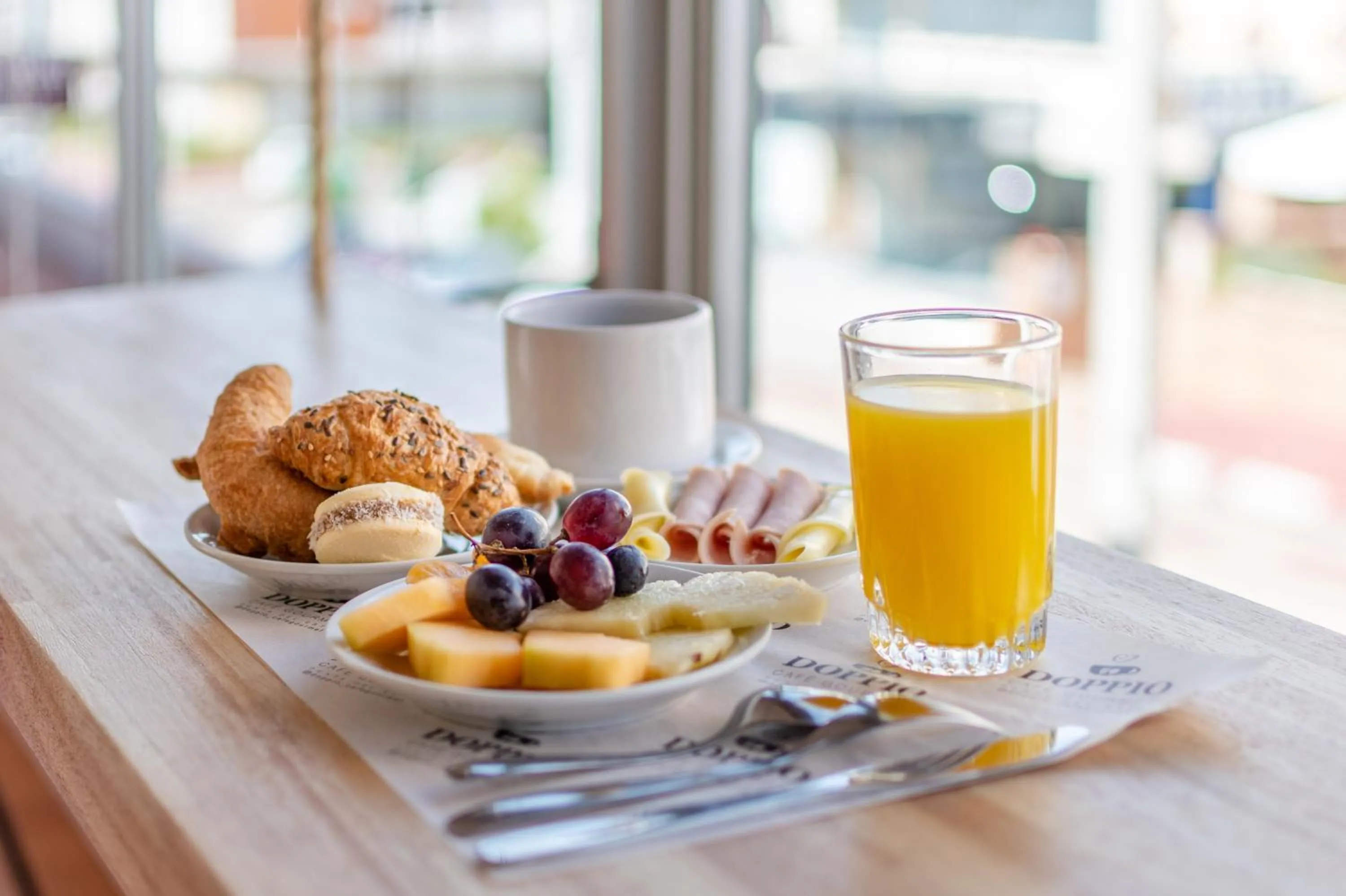 Breakfast in Hotel Romimar 3* Sup