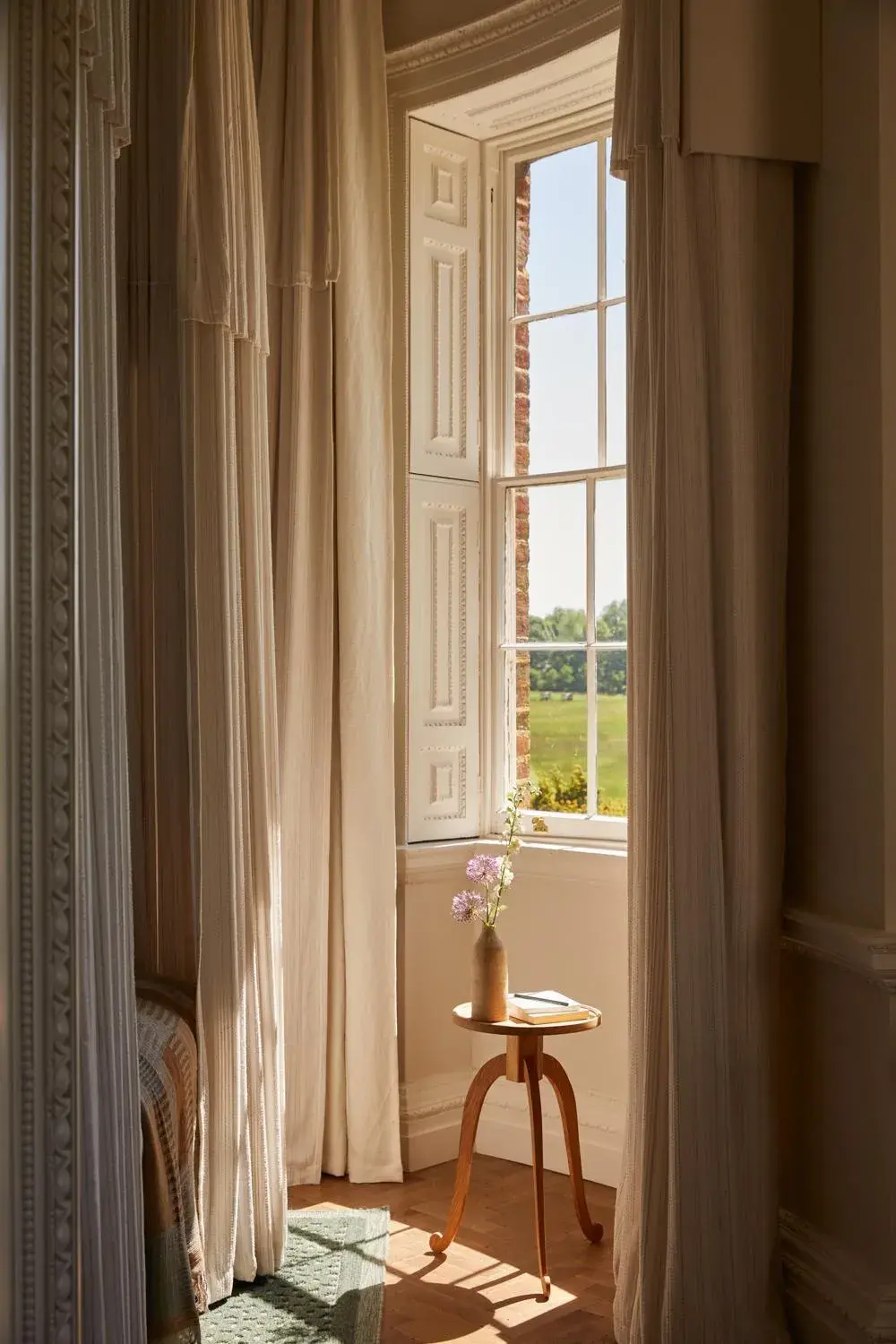 Bedroom in The Grove Bedroom in The Grove