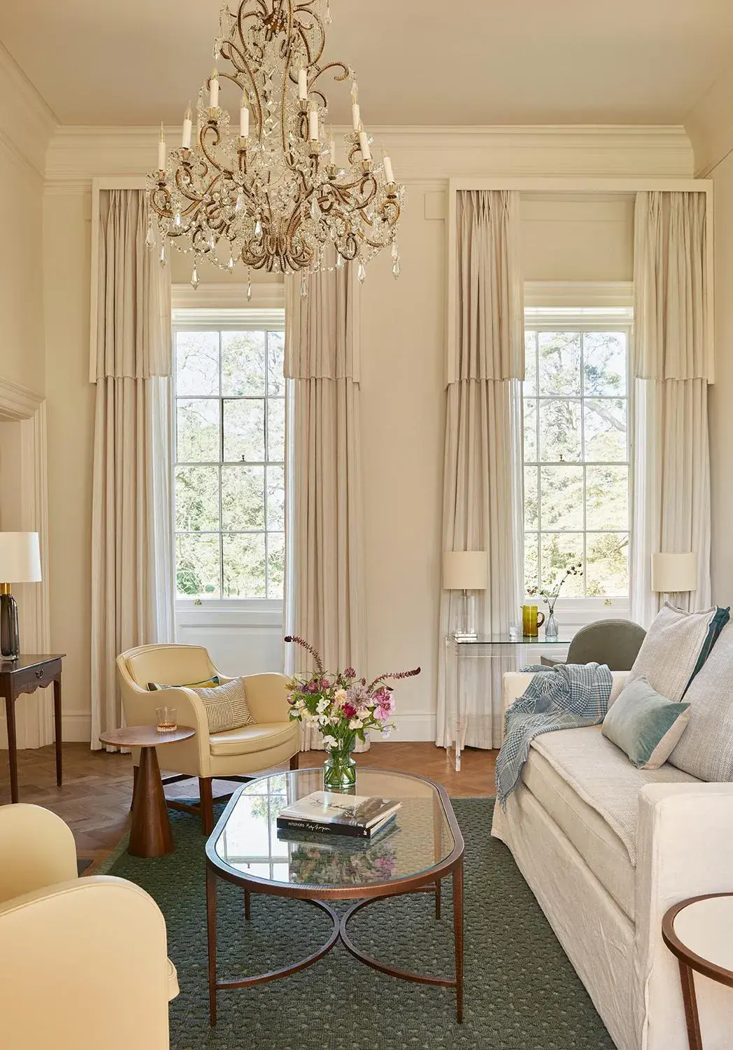 Living room in The Grove Living room in The Grove