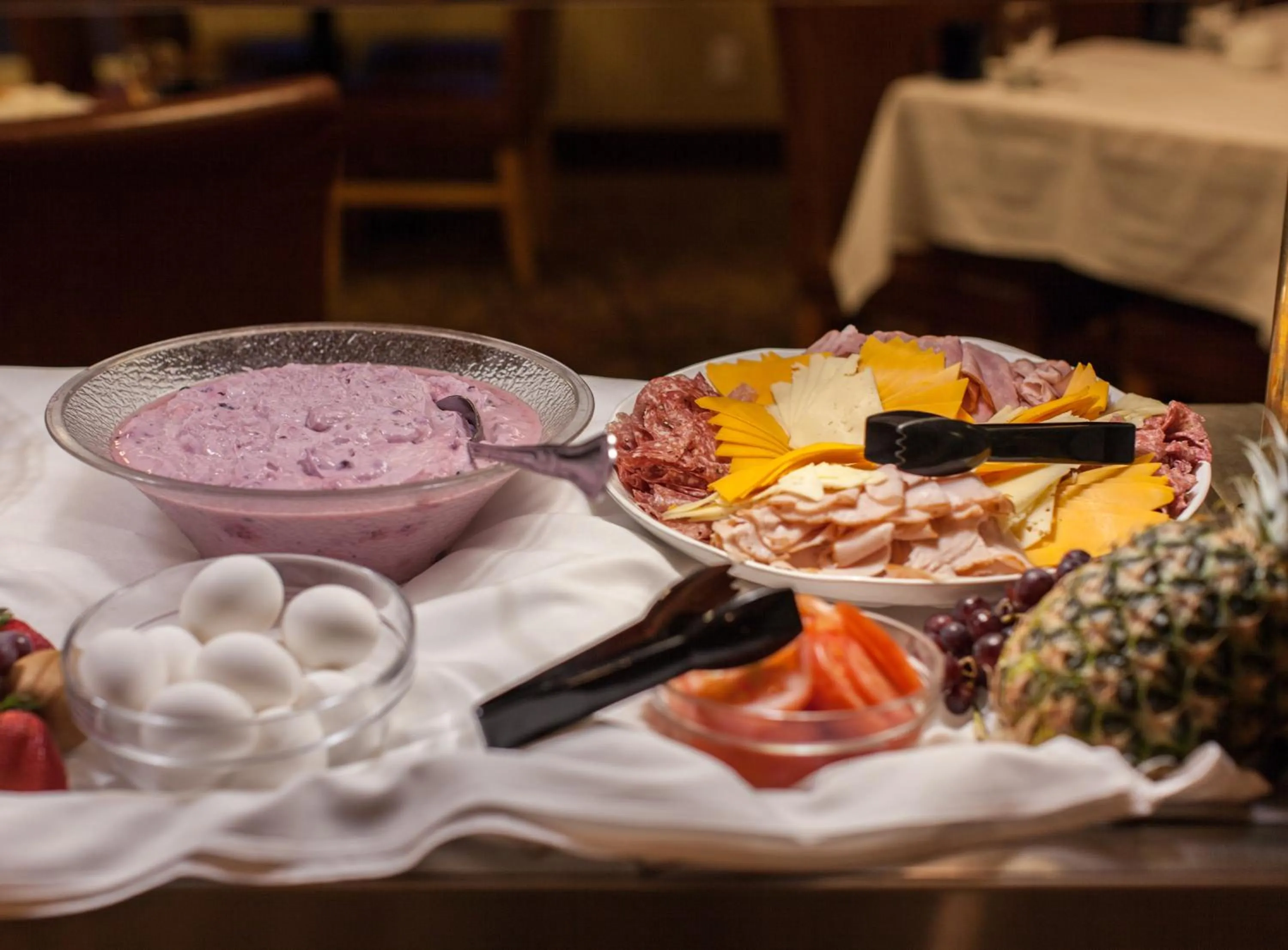 Breakfast in Coast Hillcrest Hotel