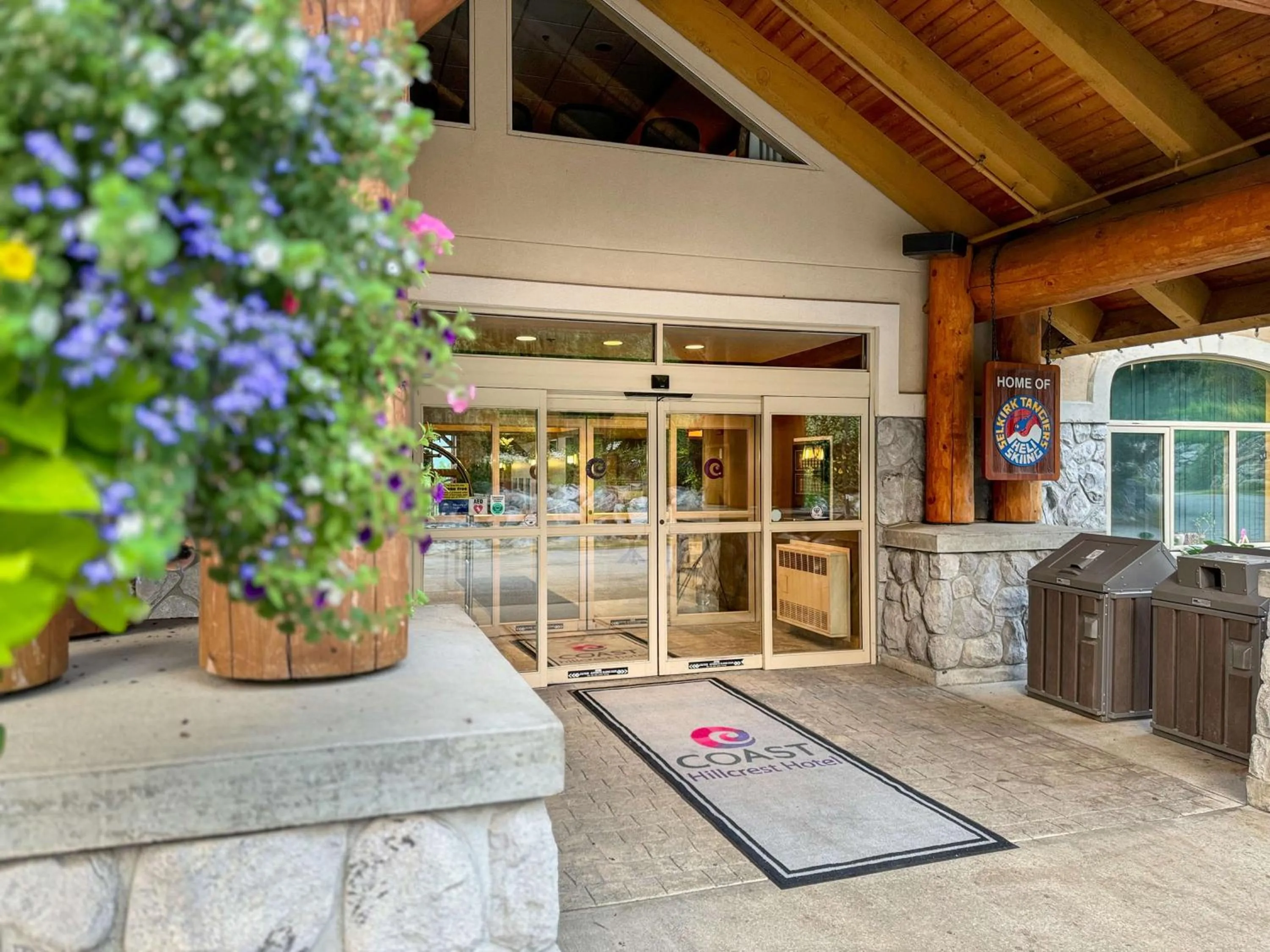 Property building in Coast Hillcrest Hotel