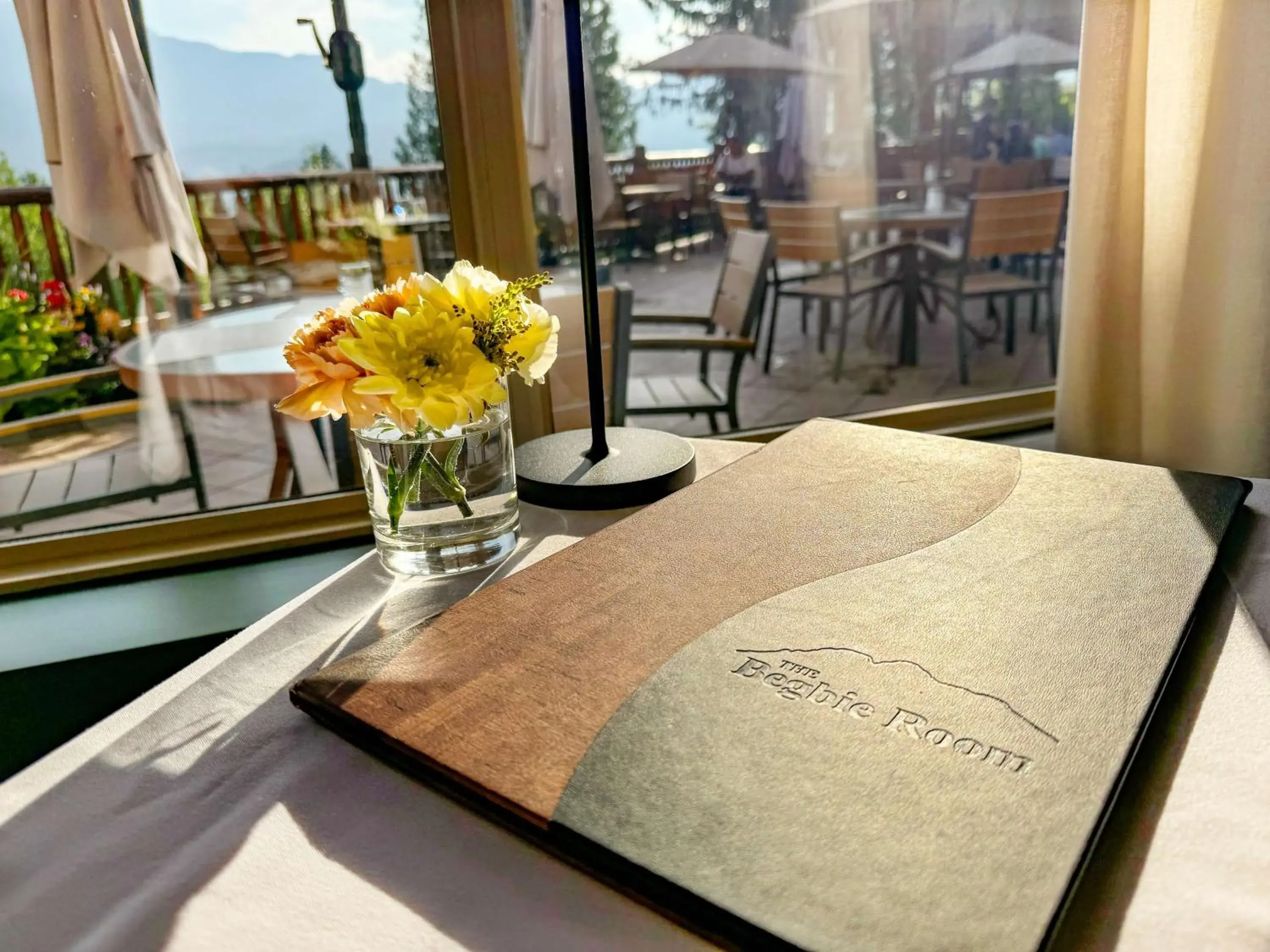 Restaurant/places to eat in Coast Hillcrest Hotel Restaurant/places to eat in Coast Hillcrest Hotel