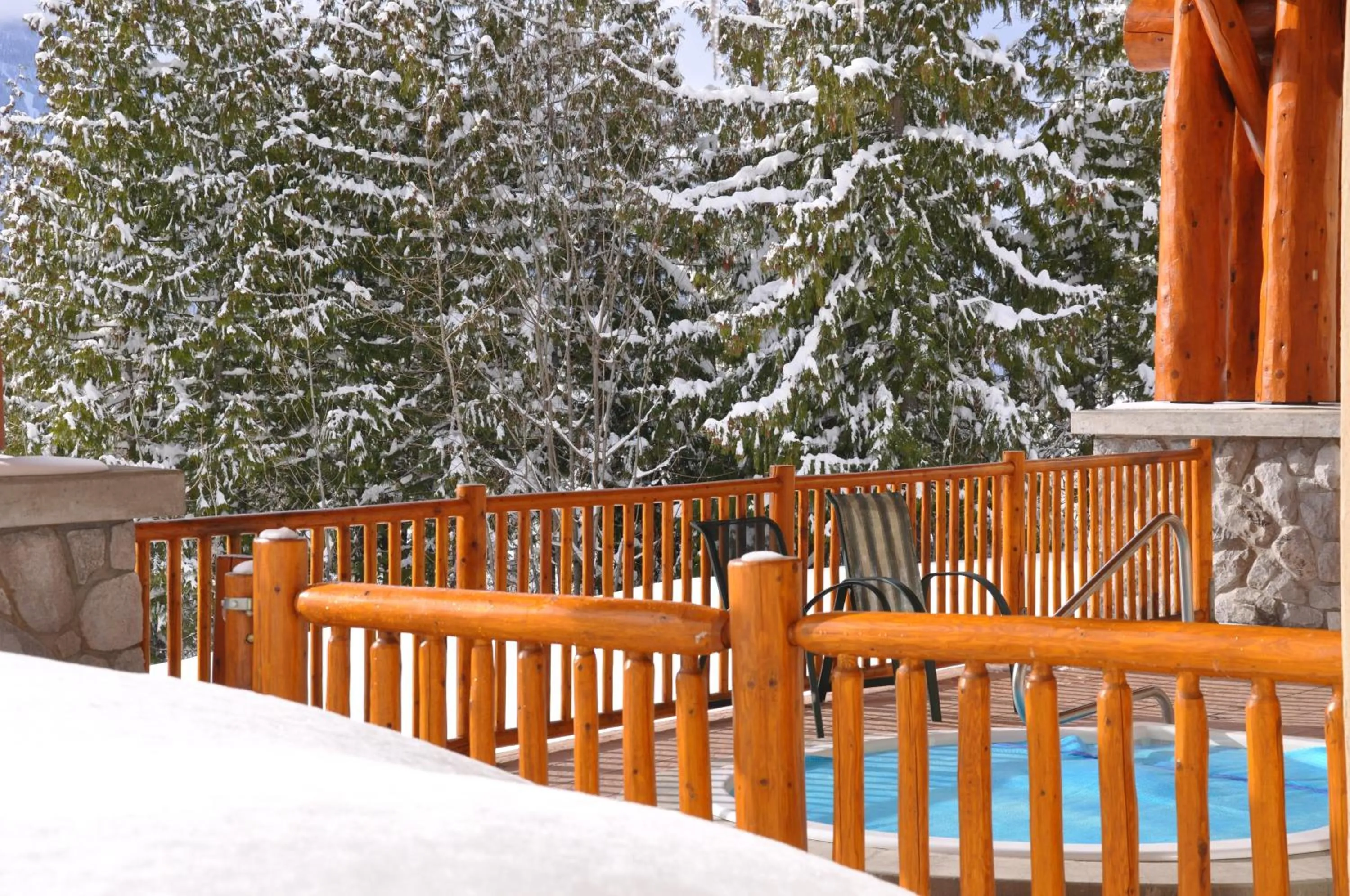 Facade/entrance in Coast Hillcrest Hotel