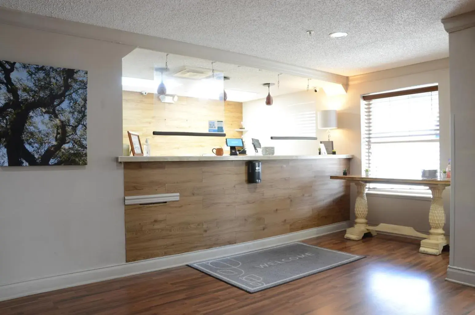 Lobby or reception in Country Inn & Suites by Radisson, Jacksonville, FL Lobby or reception in Country Inn & Suites by Radisson, Jacksonville, FL