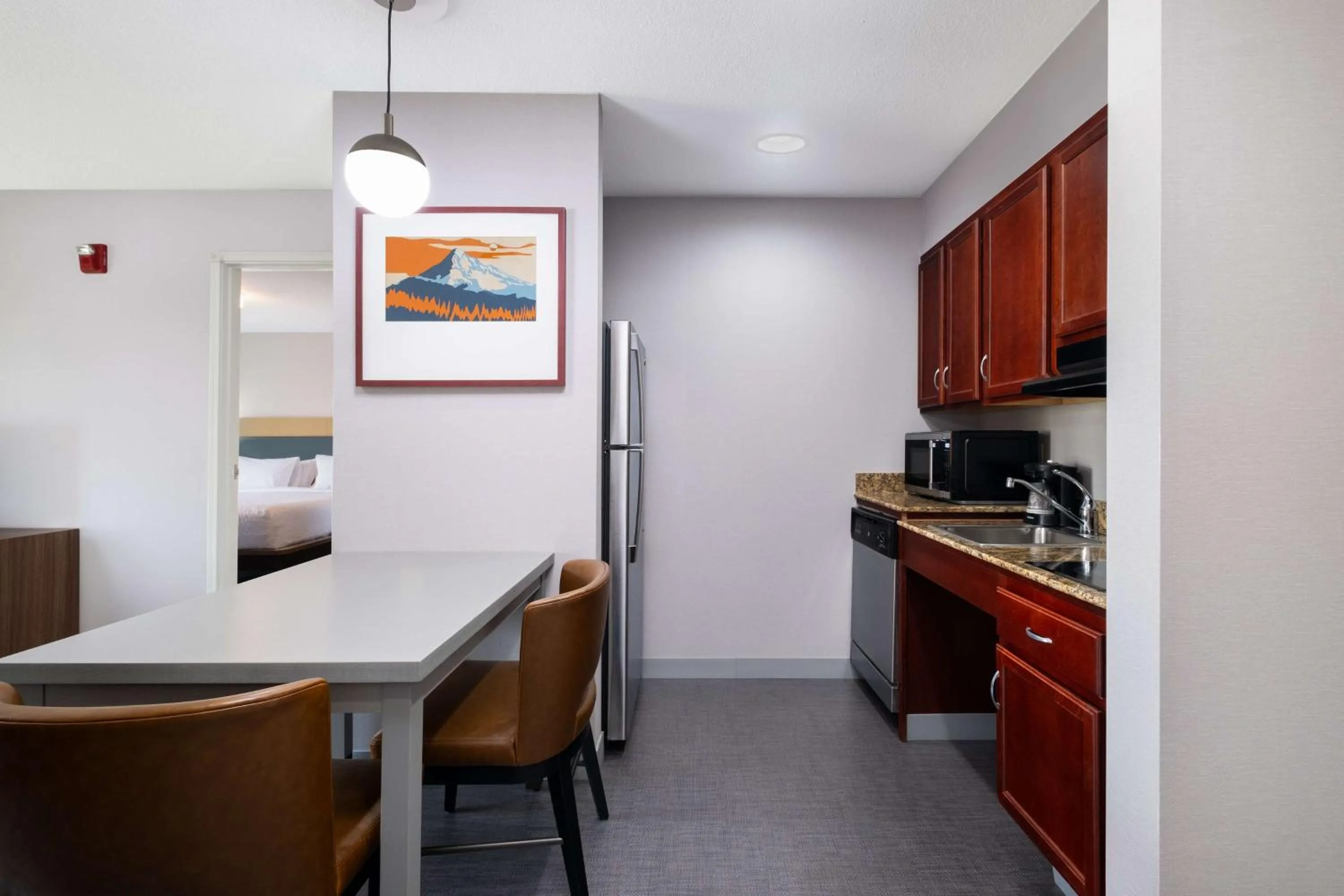Kitchen or kitchenette in Homewood Suites Medford