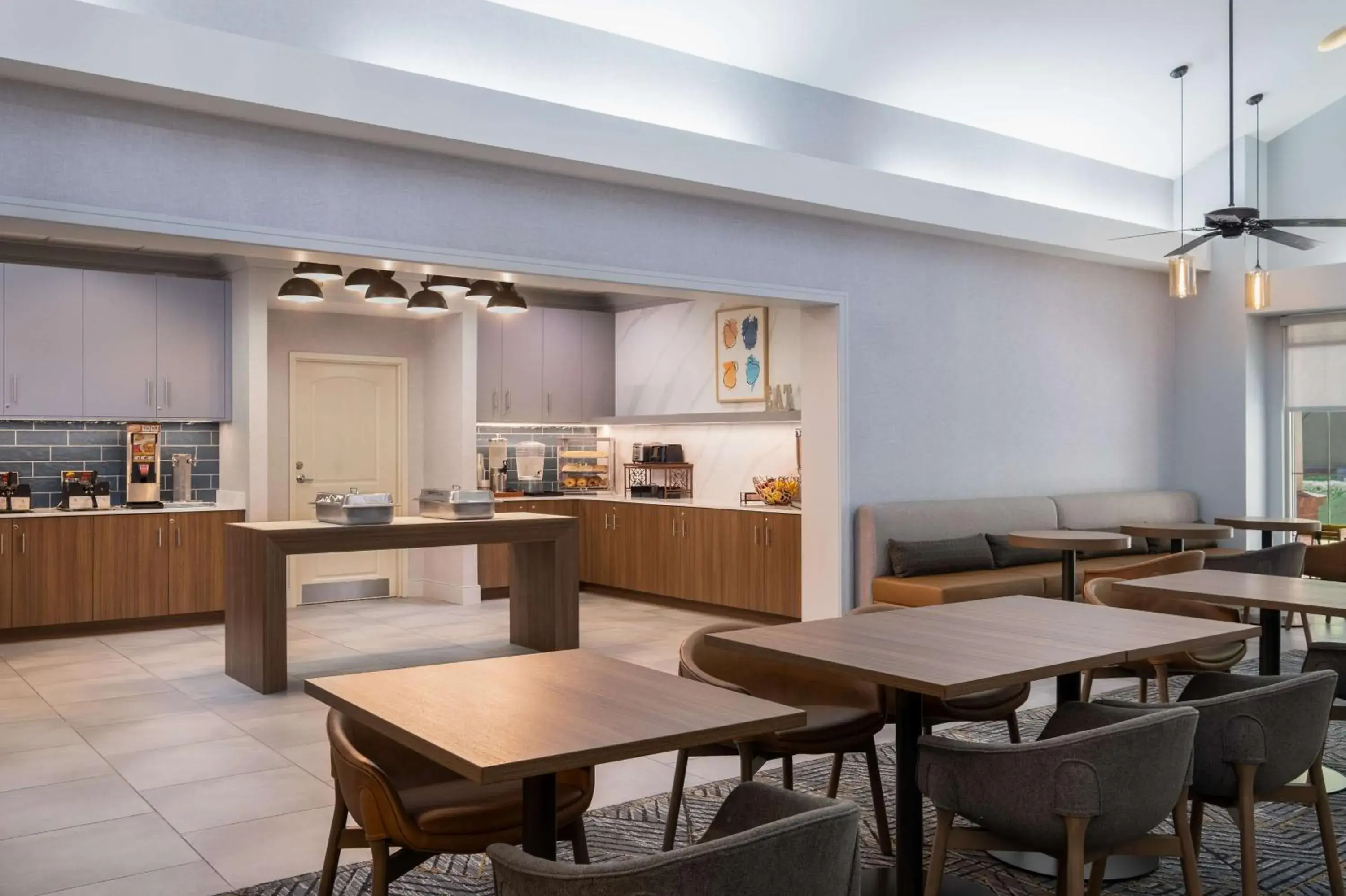 Breakfast in Homewood Suites Medford Breakfast in Homewood Suites Medford