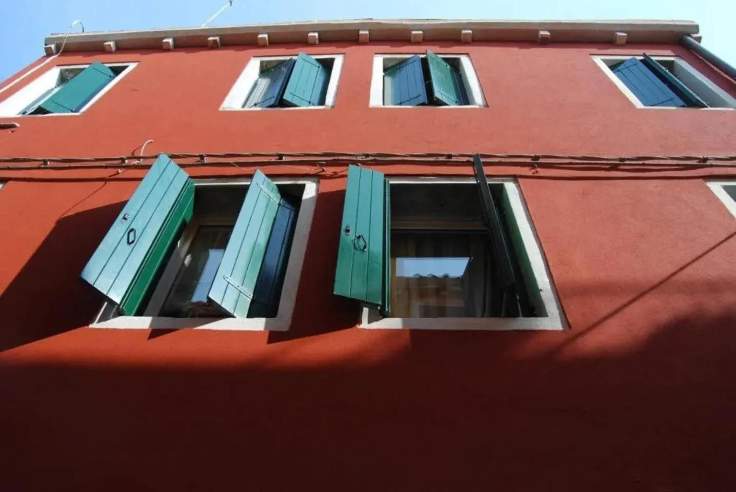 Apartment in Ca' Falier Blue - 10 min from train and bus station Apartment in Ca' Falier Blue - 10 min from train and bus station