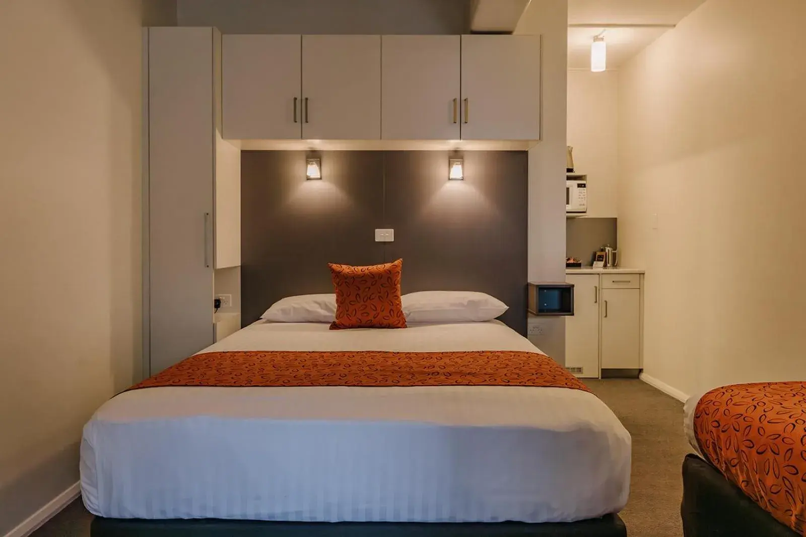 Ground Floor in Motel 429 Ground Floor in Motel 429