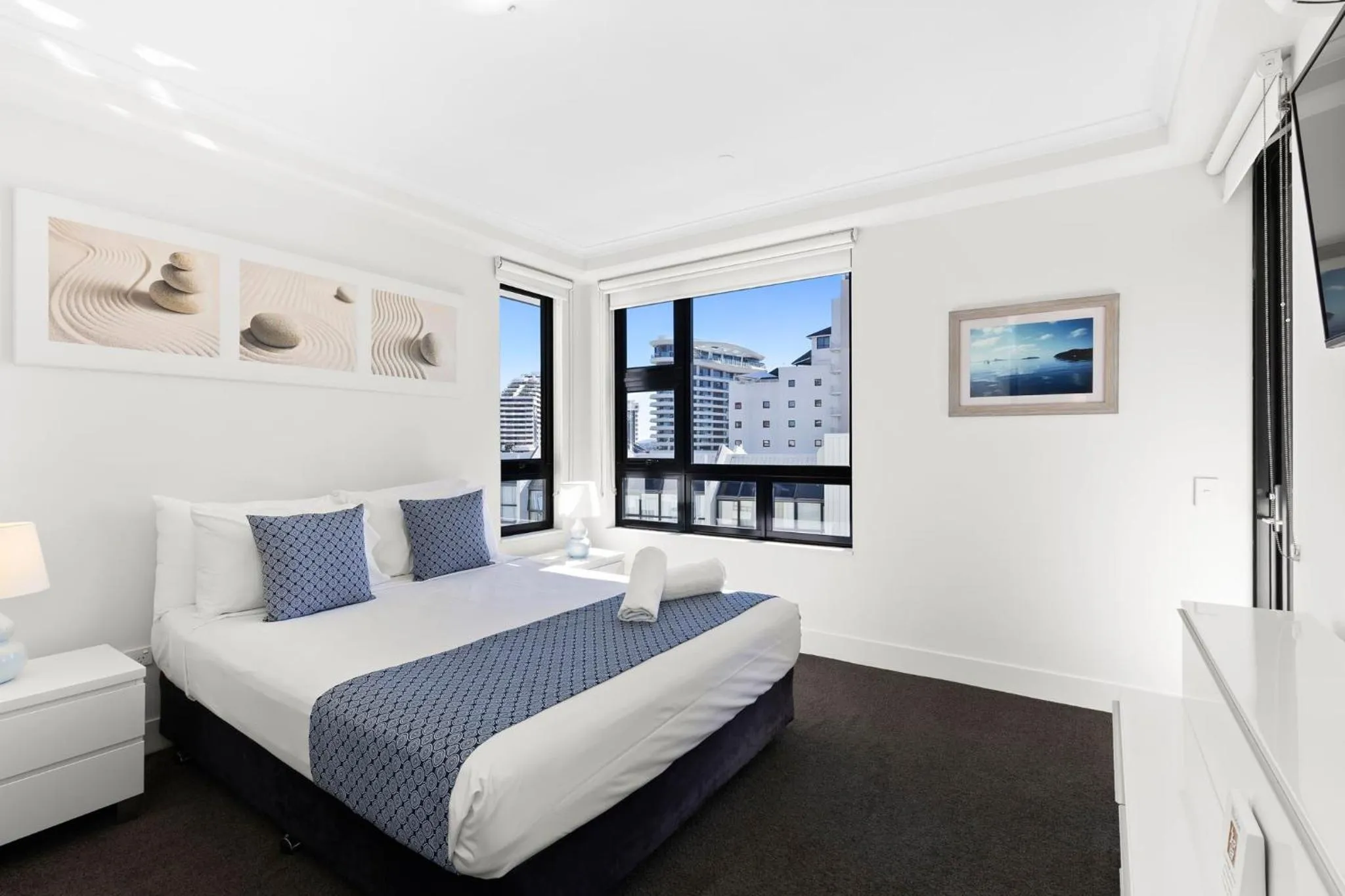 Bedroom, Bed in Neptune Resort