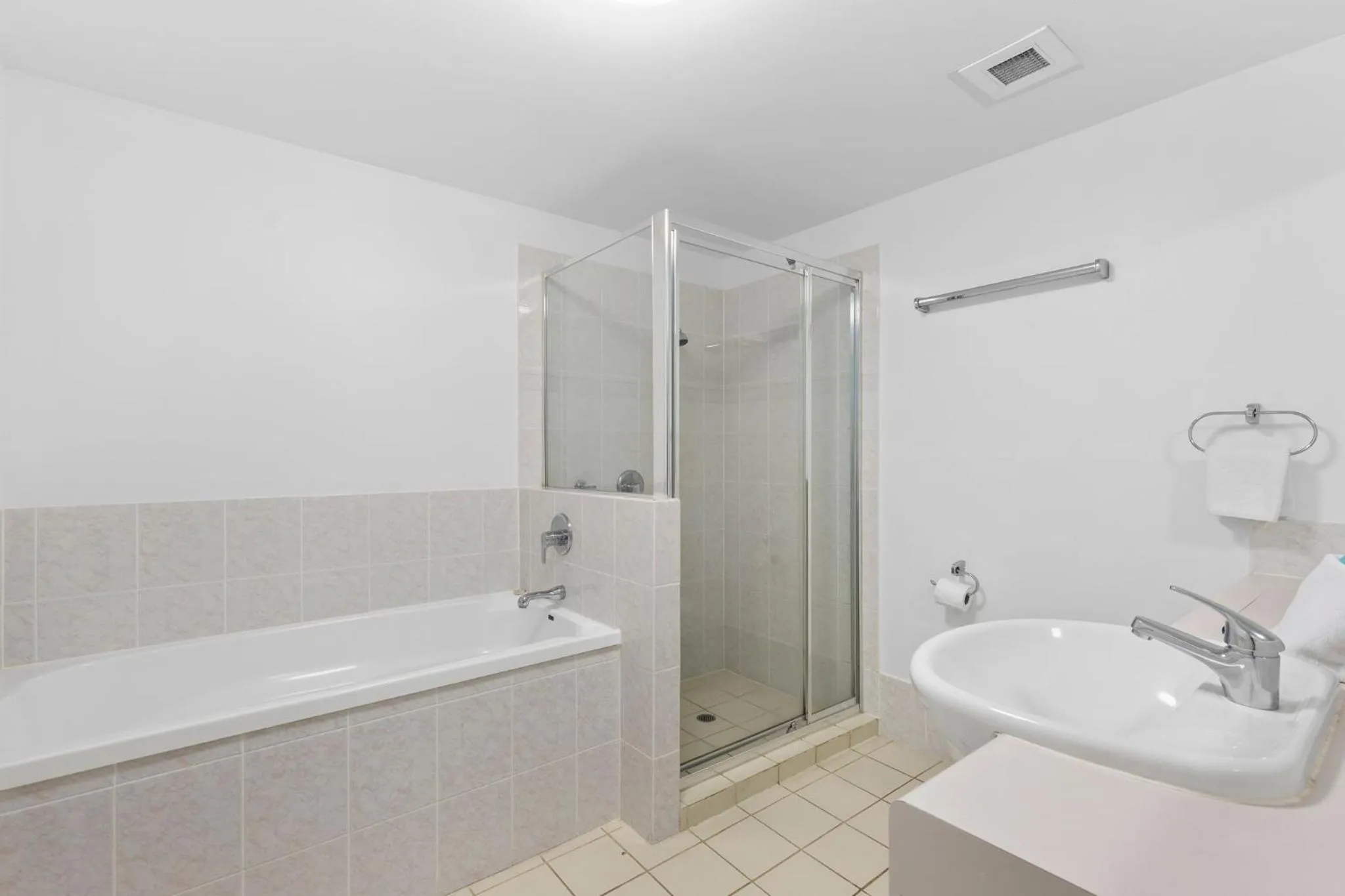 Shower in Neptune Resort