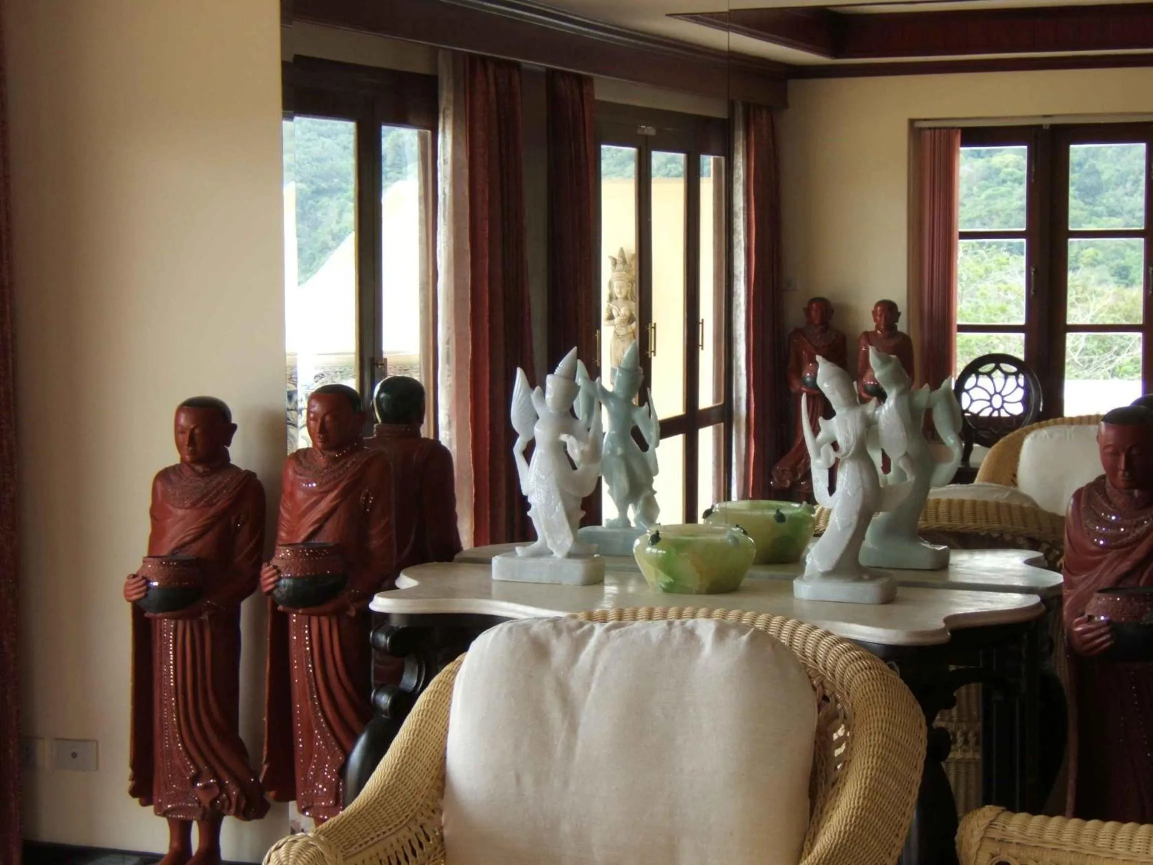 Prince Edouard Apartments & Resort Patong Beach Phuket