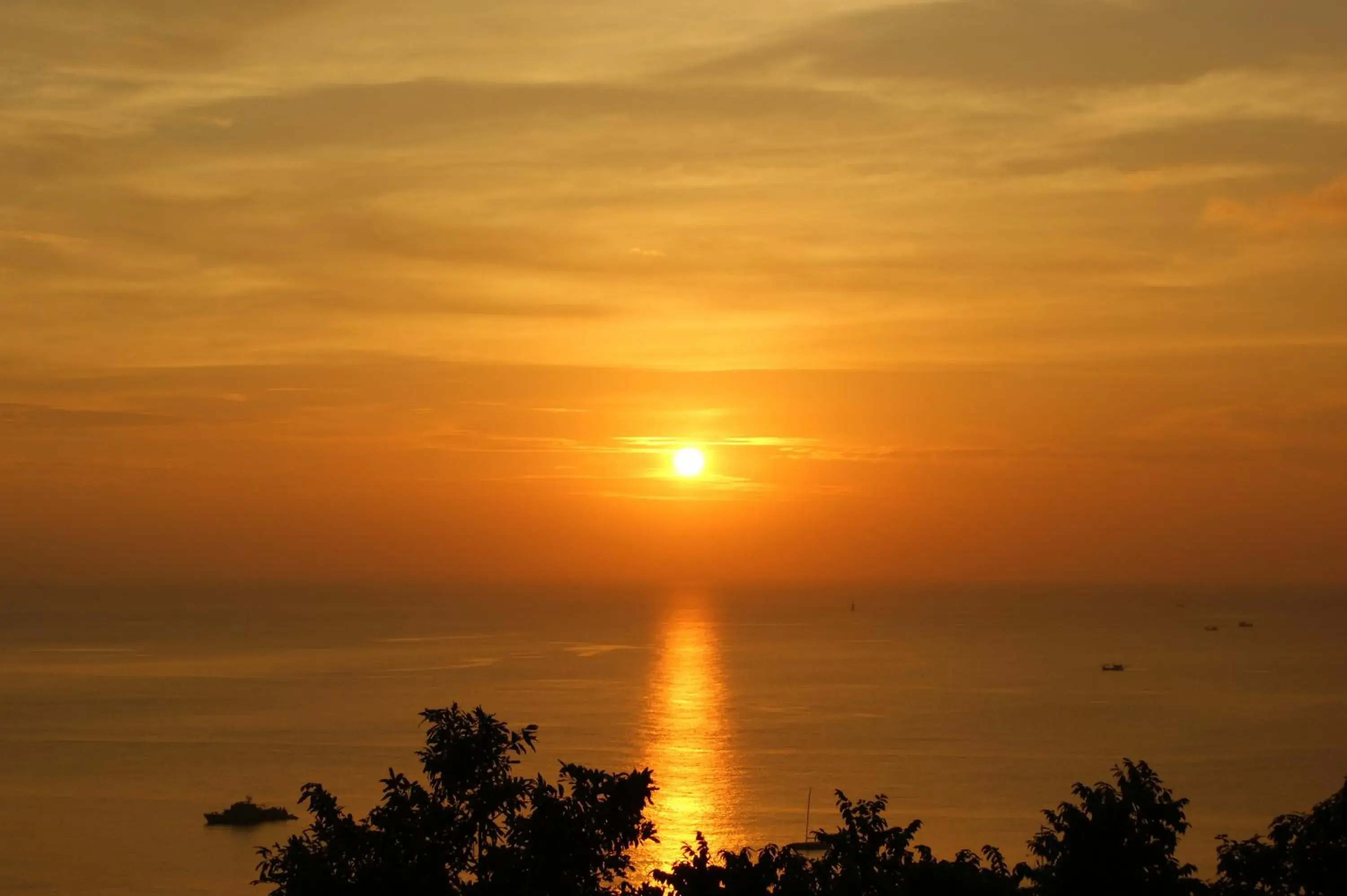 Sea view in Prince Edouard Apartments & Resort Patong Beach Phuket Sea view in Prince Edouard Apartments & Resort Patong Beach Phuket