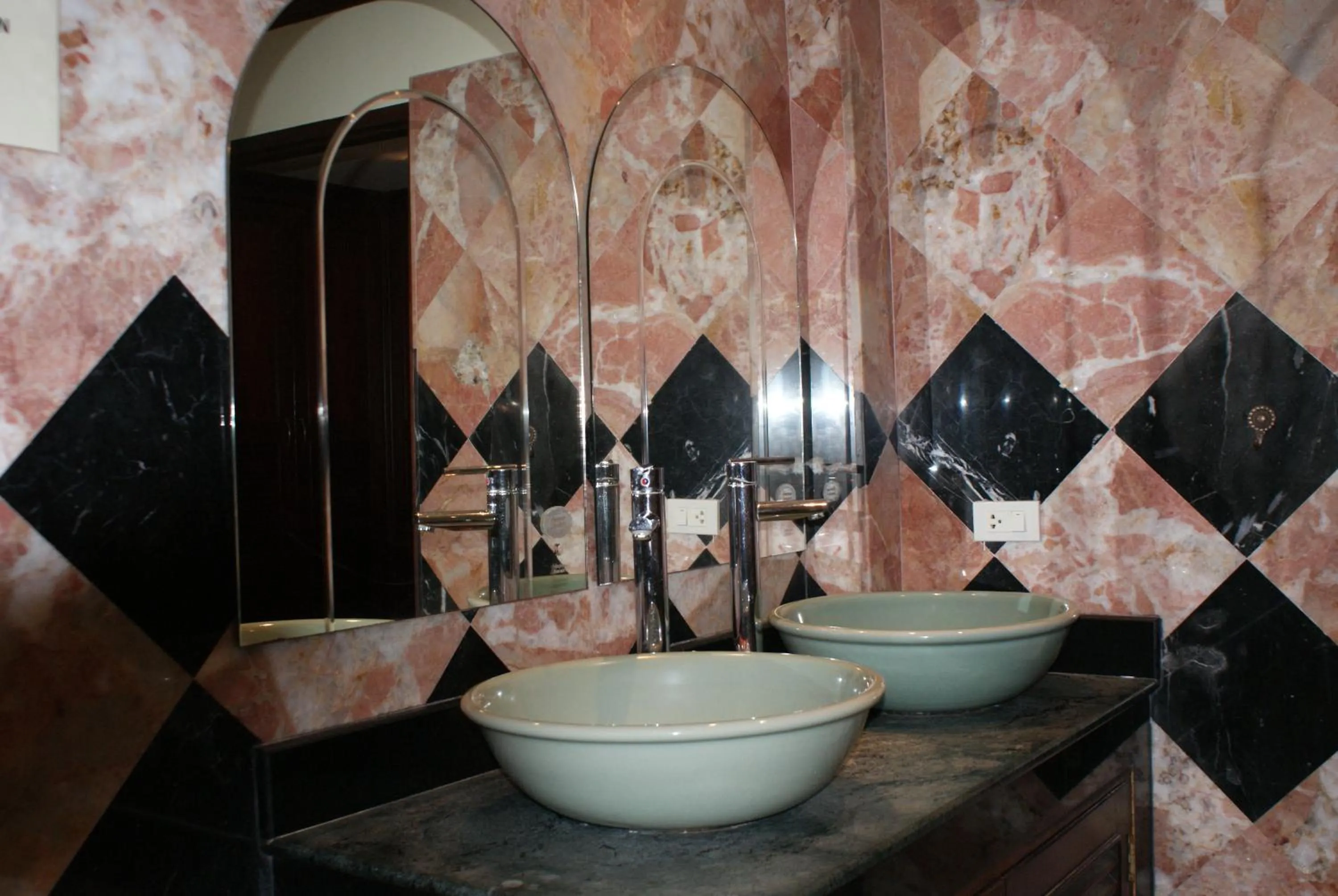 Prince Edouard Apartments & Resort Patong Beach Phuket