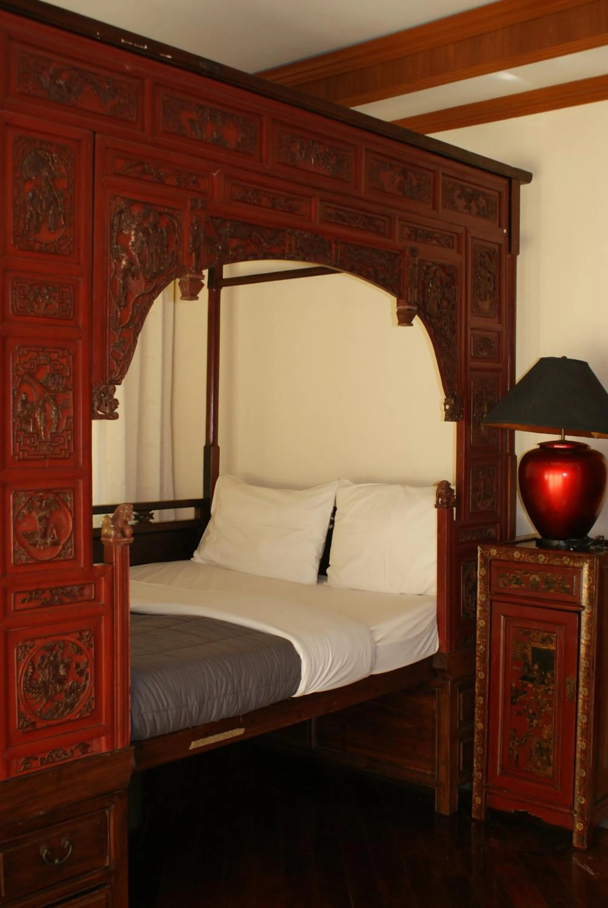 Bed in Prince Edouard Apartments & Resort Patong Beach Phuket