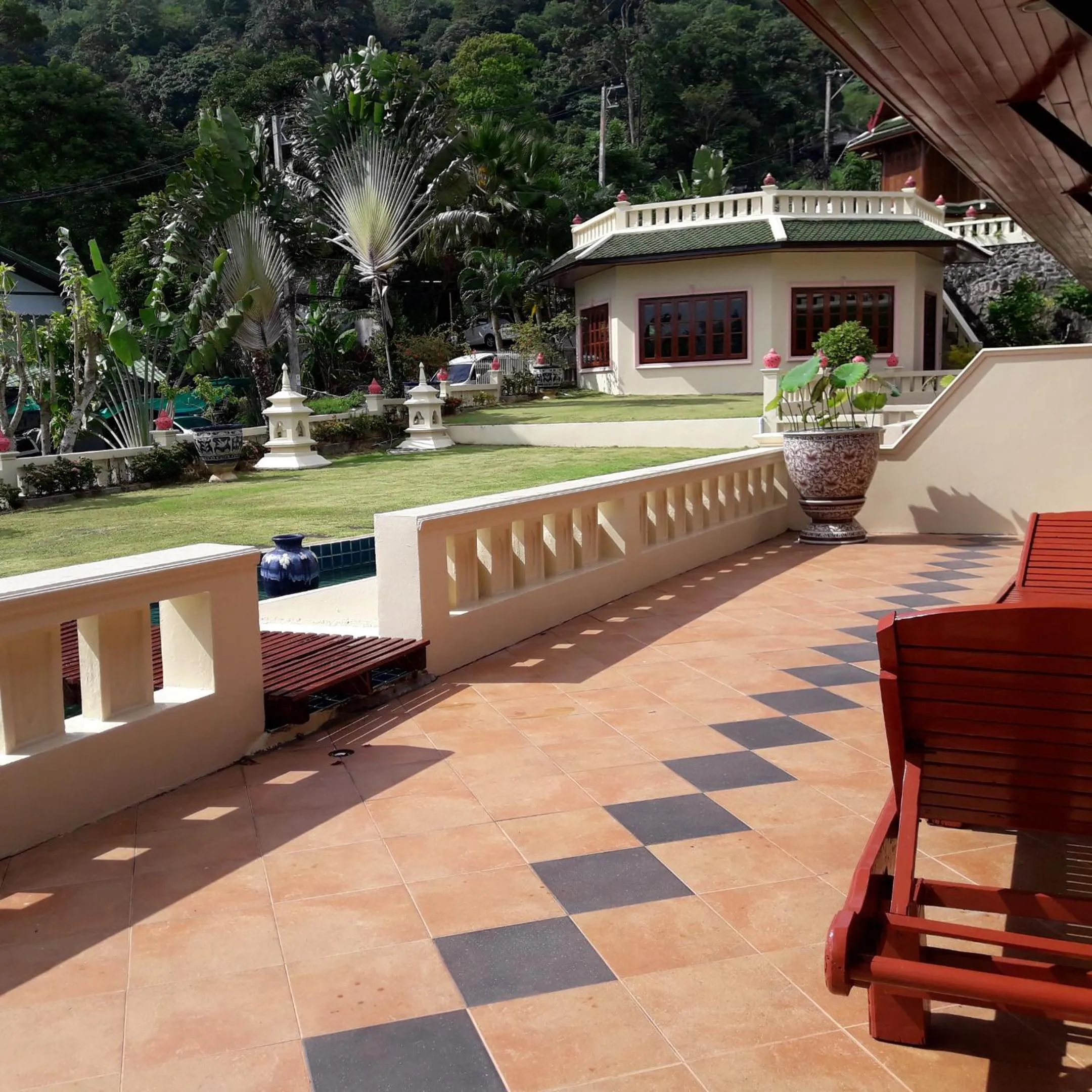 Prince Edouard Apartments & Resort Patong Beach Phuket