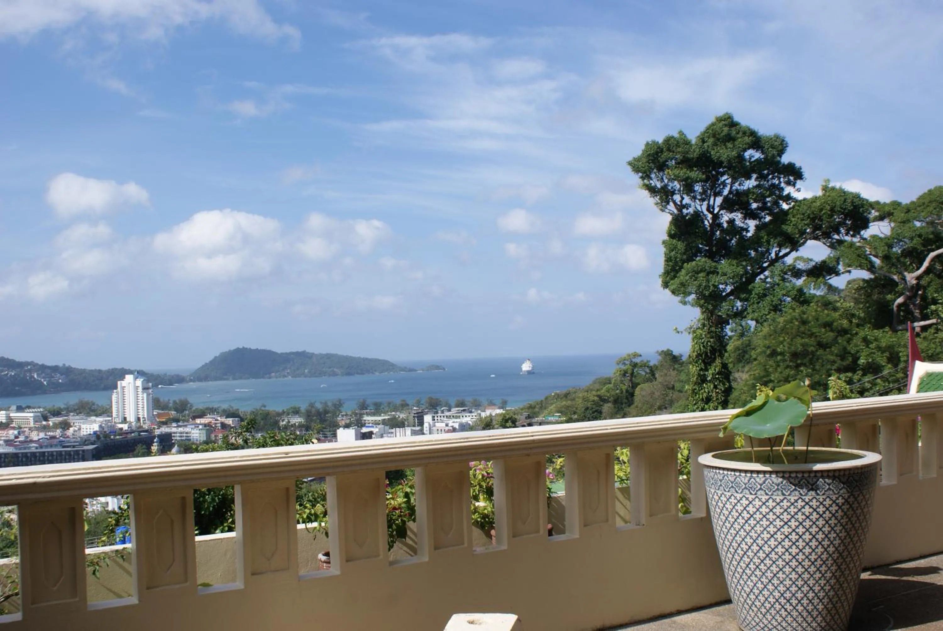 Prince Edouard Apartments & Resort Patong Beach Phuket