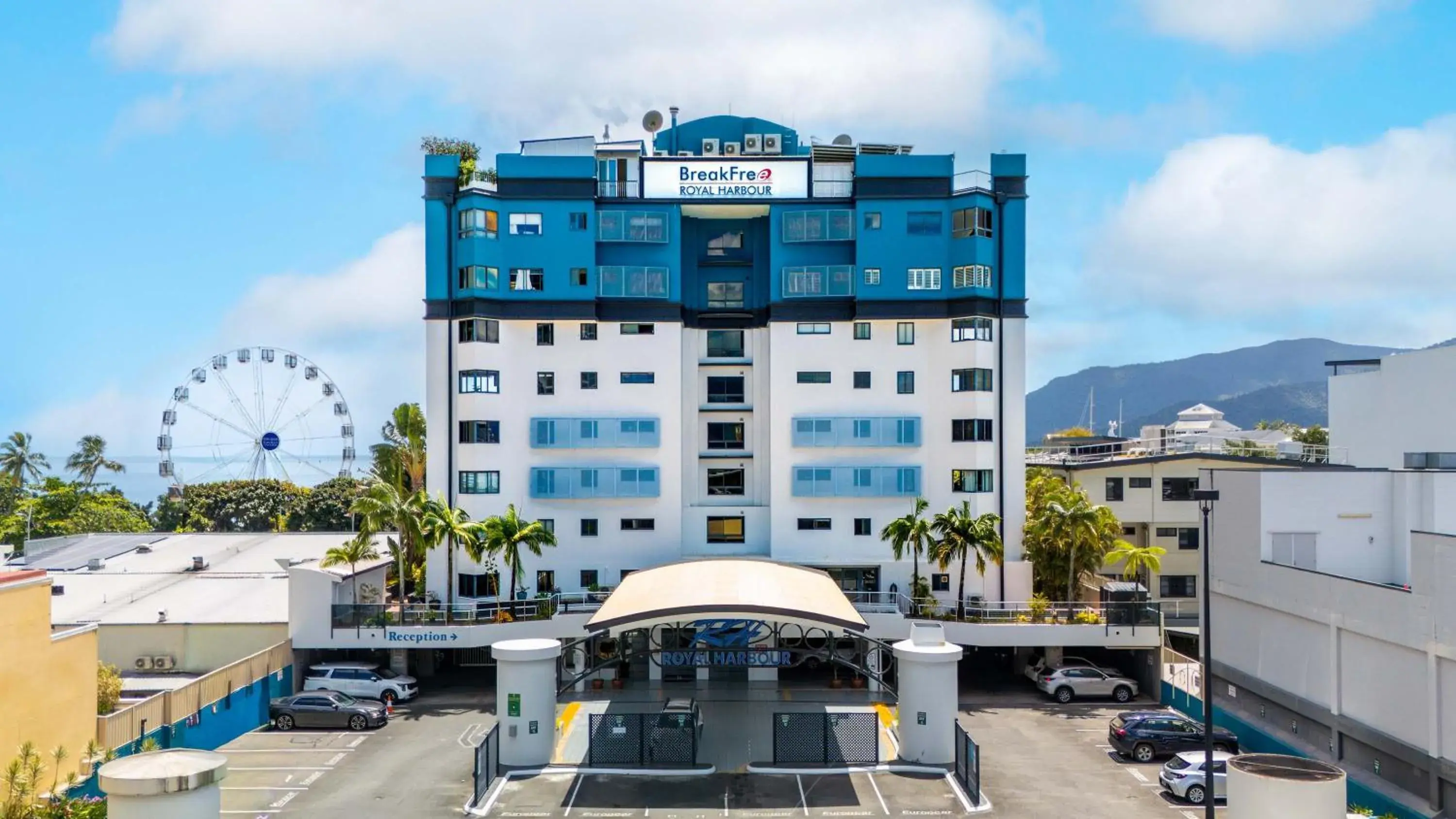 Property building in BreakFree Royal Harbour Property building in BreakFree Royal Harbour