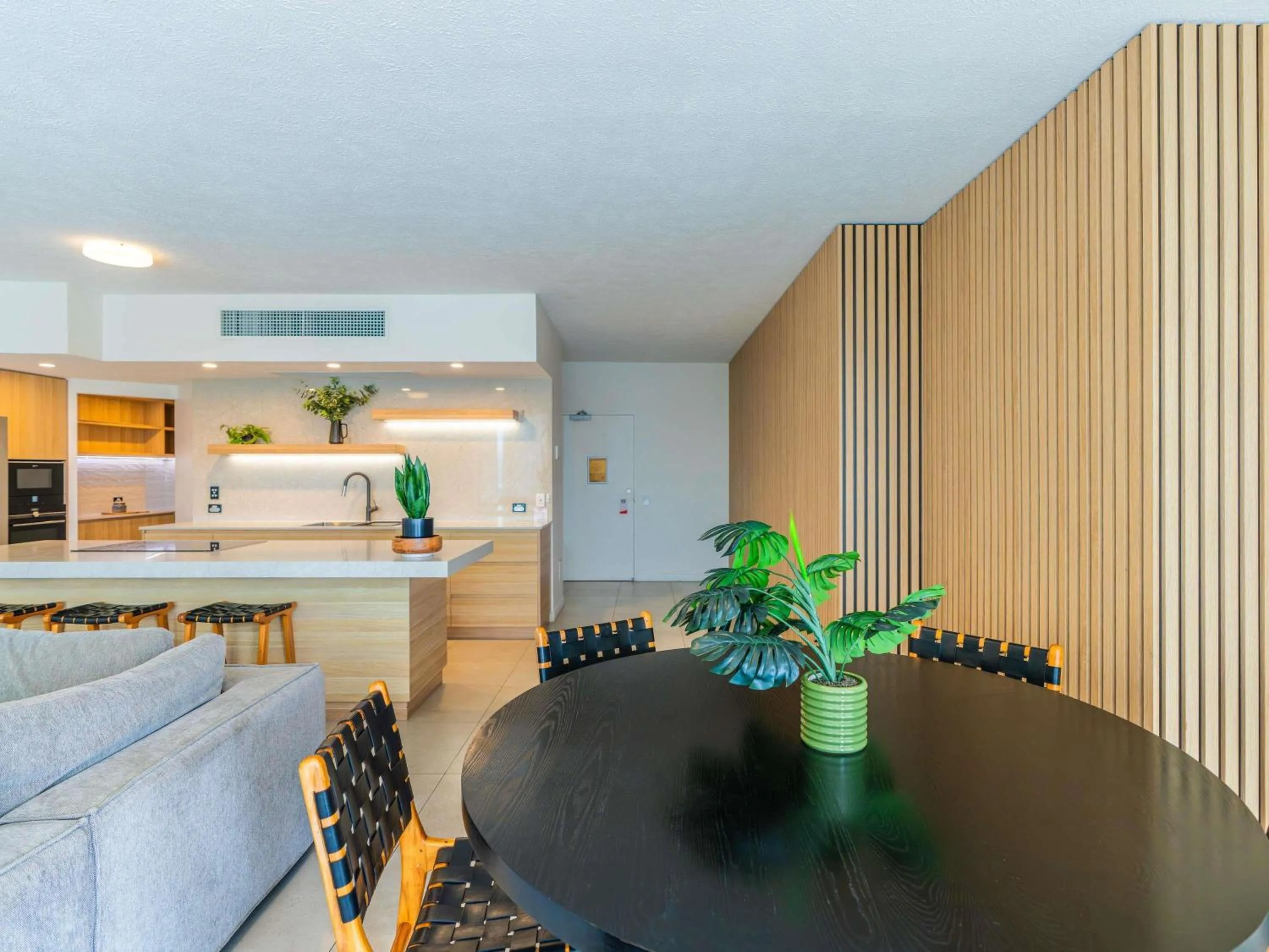 Bedroom in BreakFree Royal Harbour