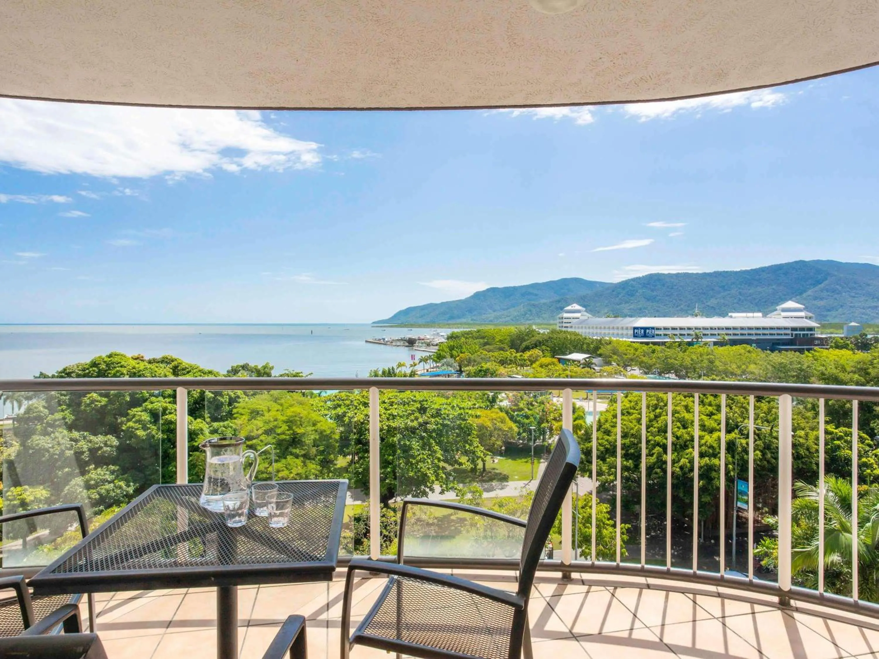 Bedroom in BreakFree Royal Harbour