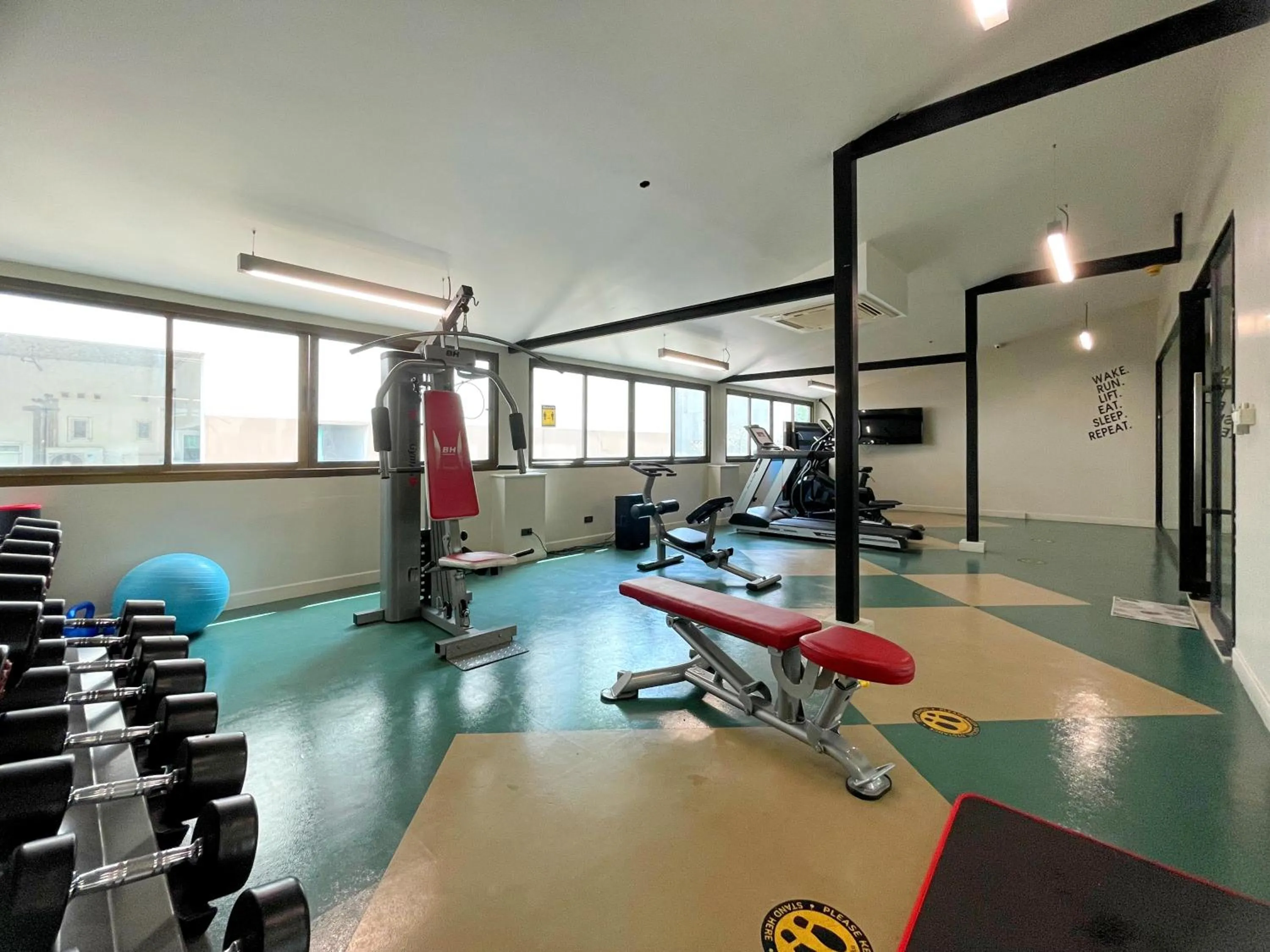 Fitness centre/facilities in Arawana Regency Park Sukhumvit
