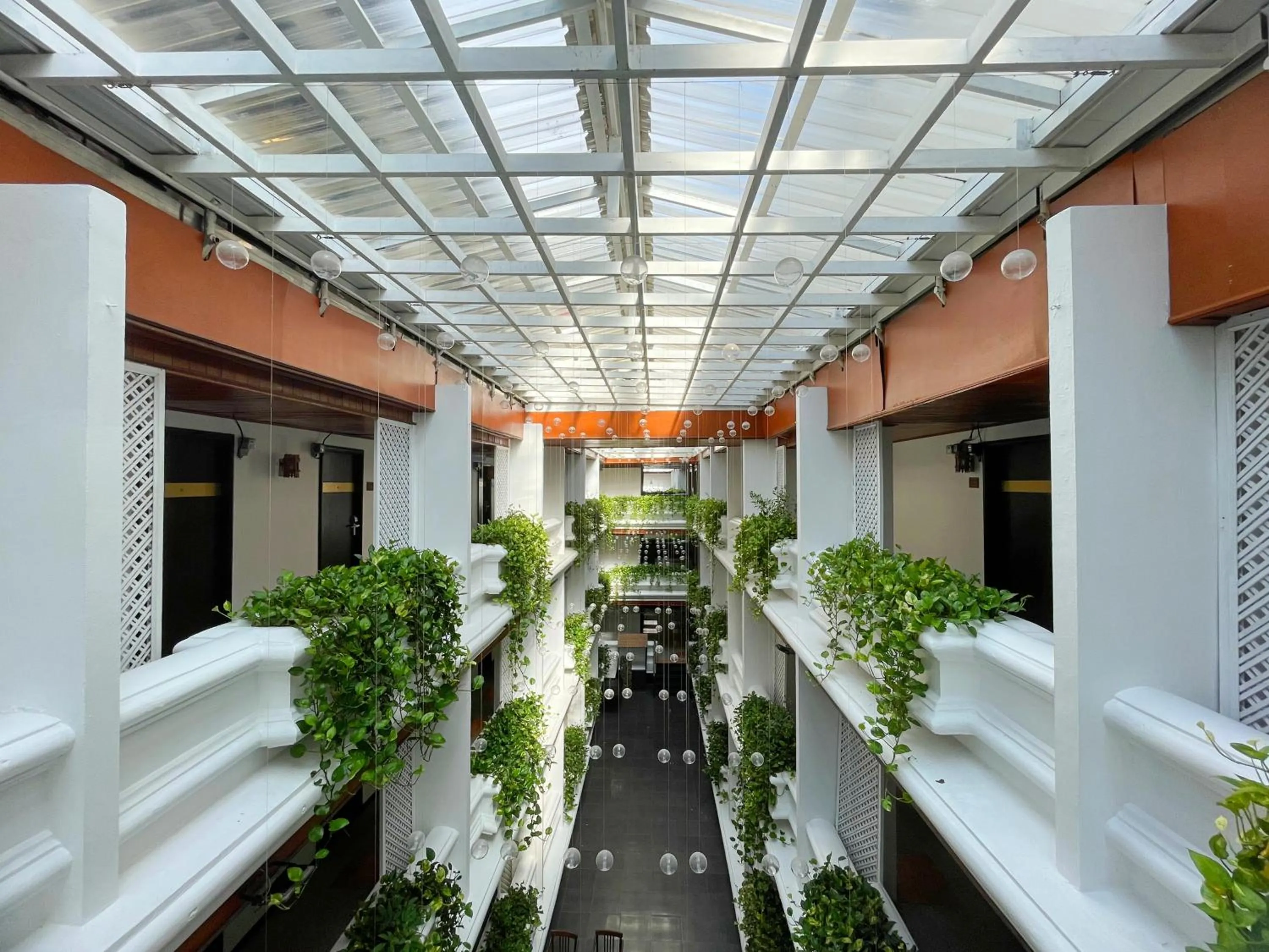 Property building in Arawana Regency Park Sukhumvit