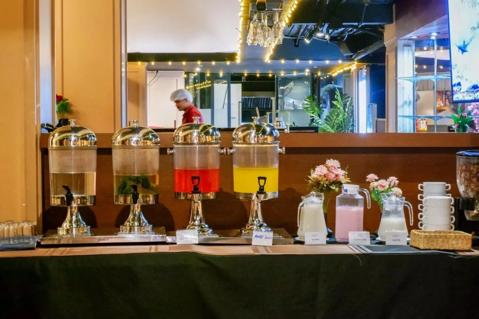 Buffet breakfast in Arawana Regency Park Sukhumvit