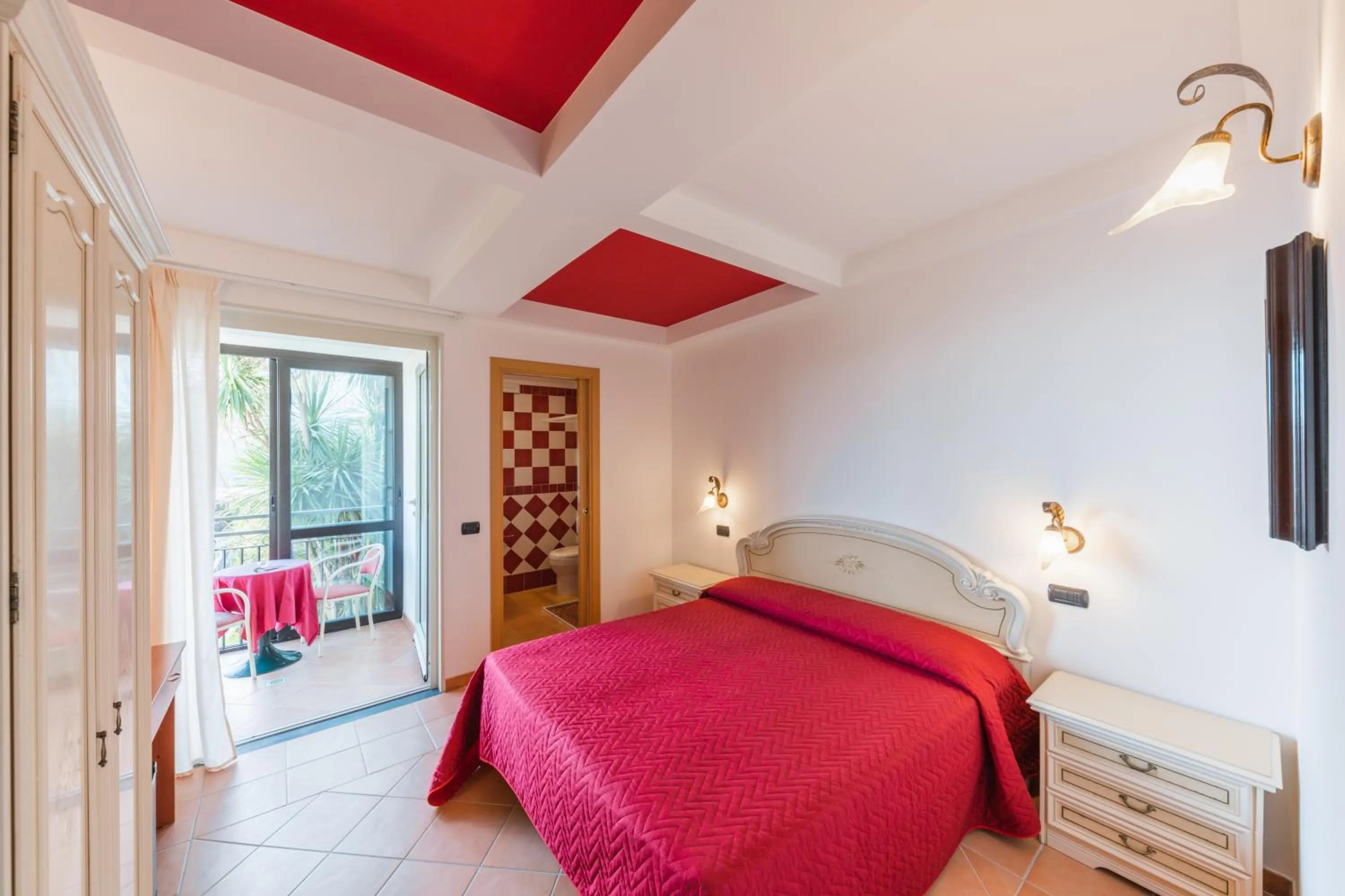 Photo of the whole room, Bed in Albergo La Margherita