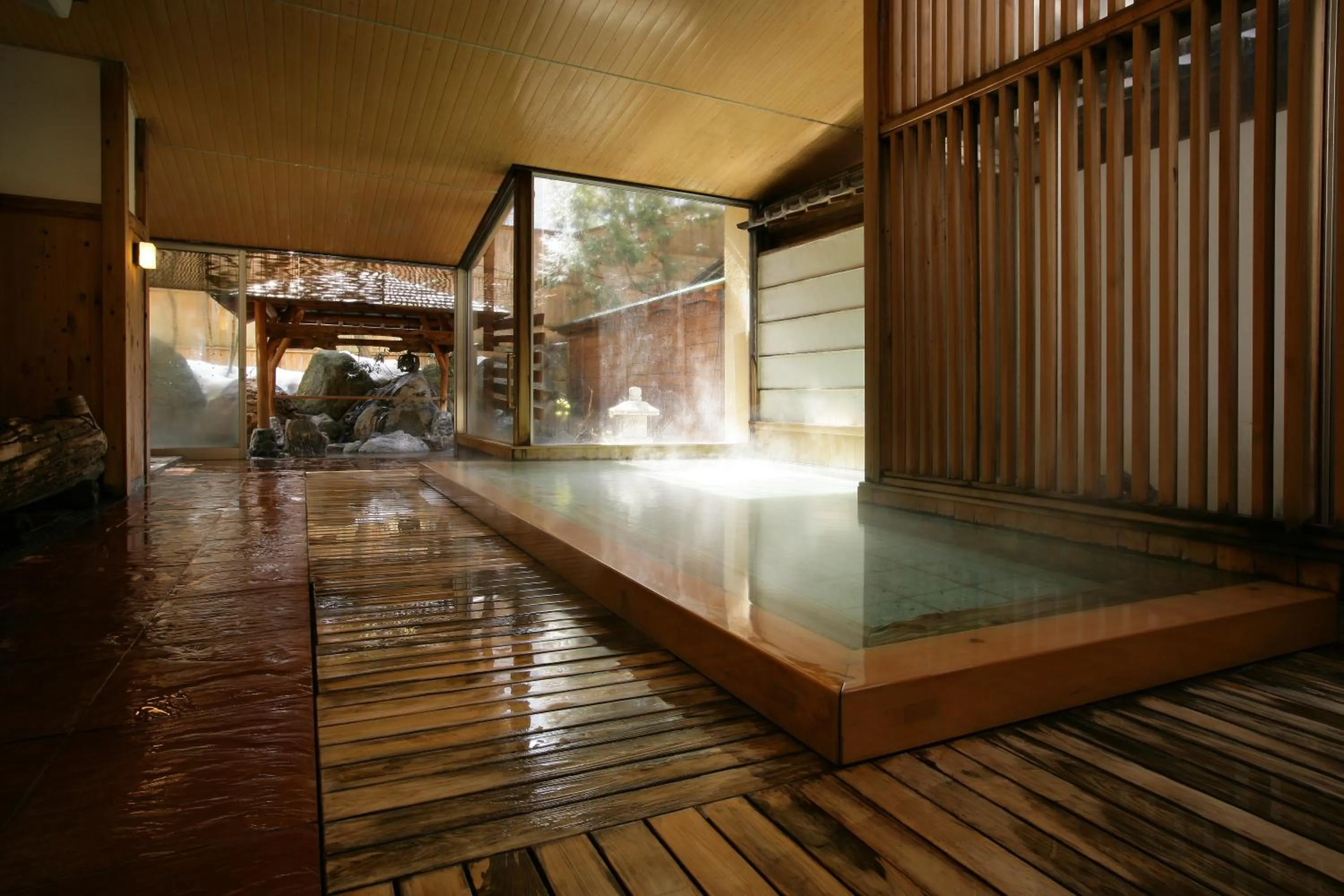 Hot Spring Bath in Ryokan Tanigawa