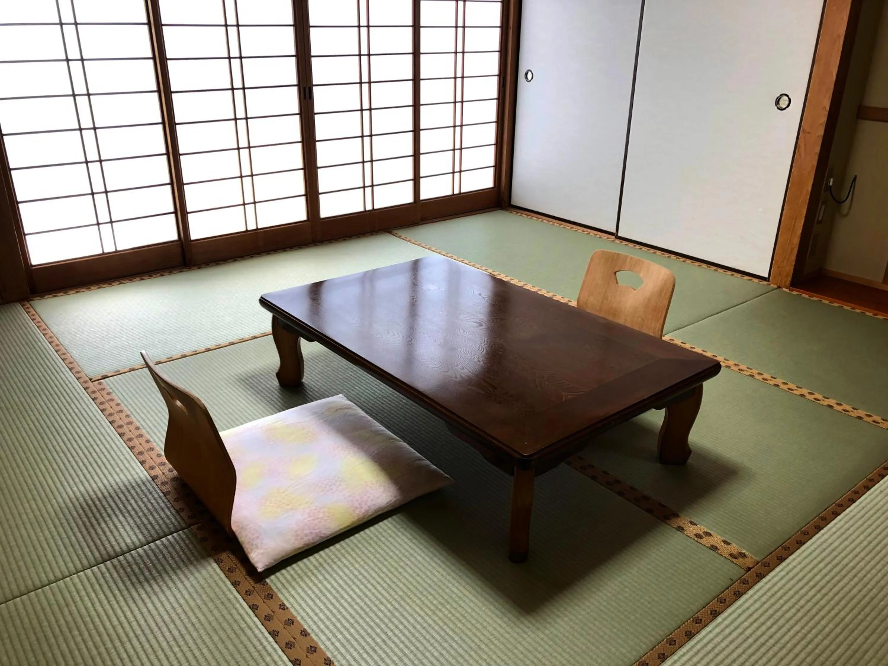 Photo of the whole room in Yufuin Onsen Hasuwa Inn