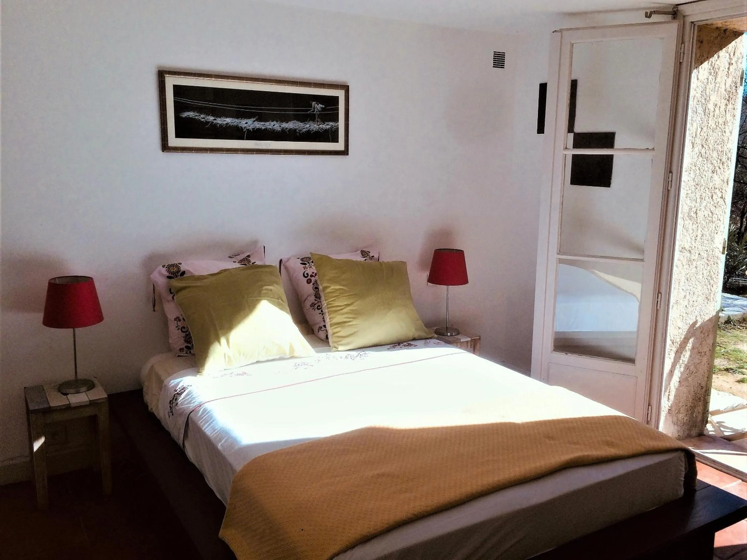 Bedroom, Bed in Villa Fontane Cottage