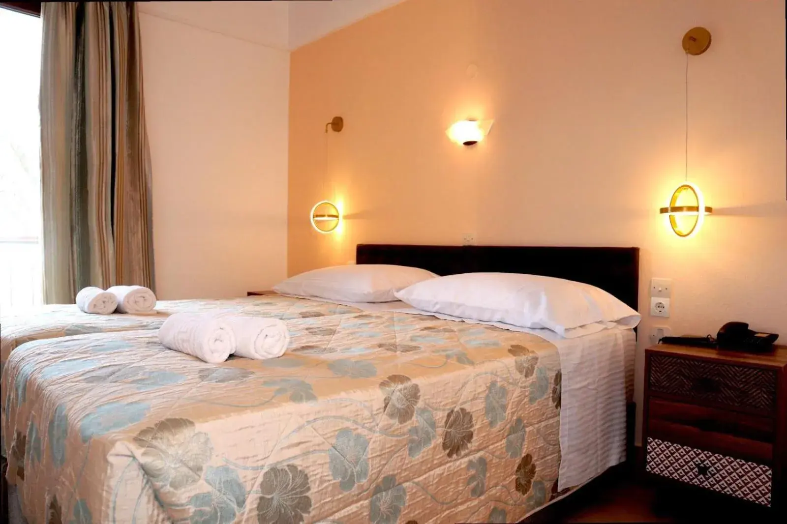 Standard Twin Room in Hotel Molyvos I Standard Twin Room in Hotel Molyvos I