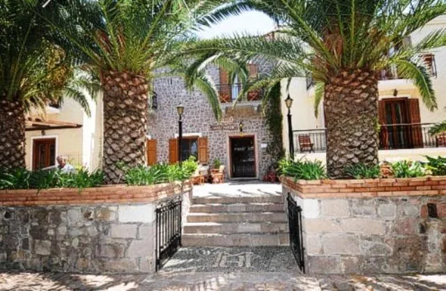 Facade/entrance in Hotel Molyvos I