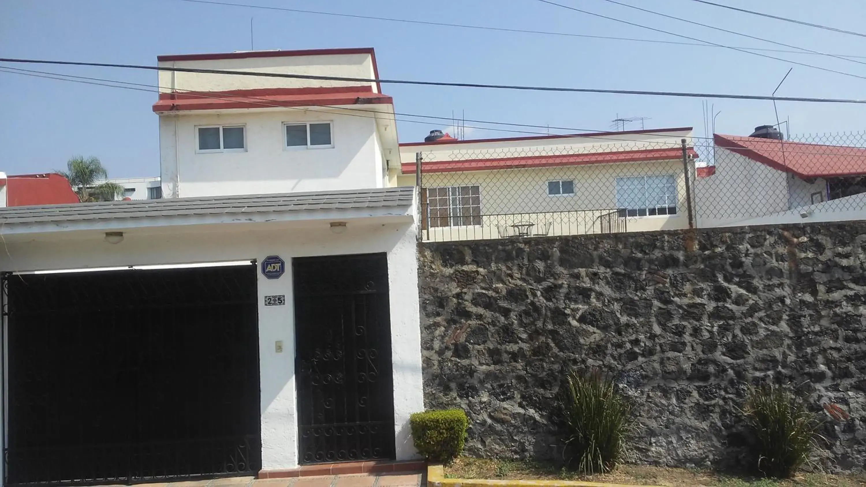 Four-Bedroom House in Casa privada para descanso, se renta para 8 personas completa Y tambien por habitacion con baño privado para 2 o 4 personas compartiendo areas comunes Four-Bedroom House in Casa privada para descanso, se renta para 8 personas completa Y tambien por habitacion con baño privado para 2 o 4 personas compartiendo areas comunes