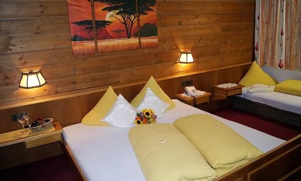 Bed in Sport Garni Kapplerhof – Ischgl/Kappl