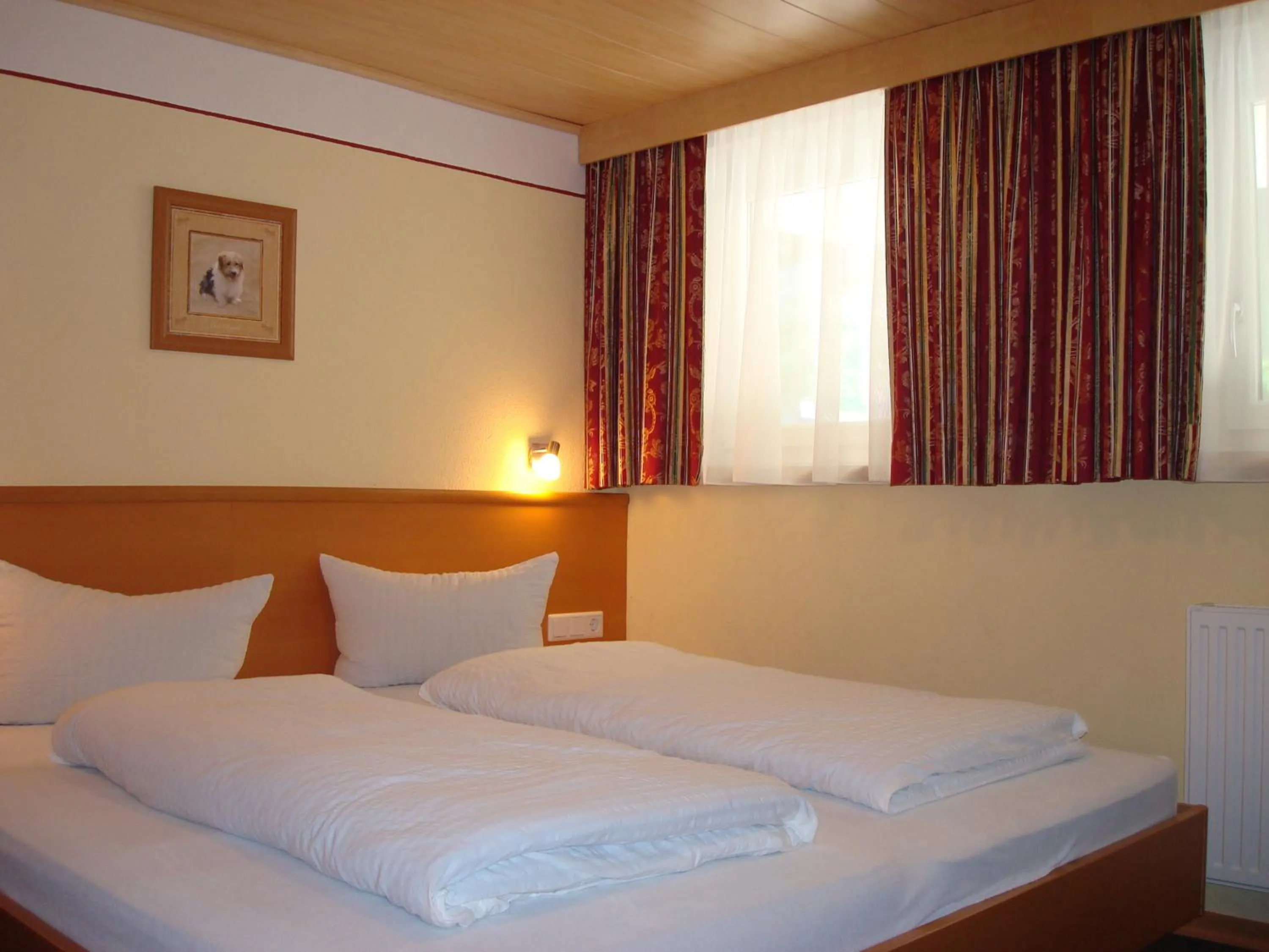 Bed in Sport Garni Kapplerhof – Ischgl/Kappl