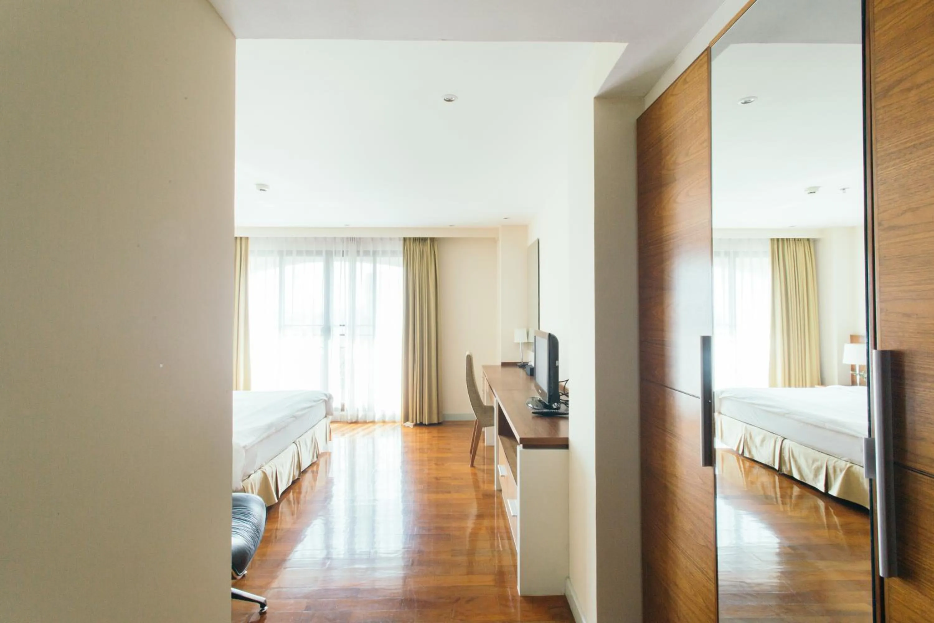 Bedroom, Bed in Thomson Residence Hotel