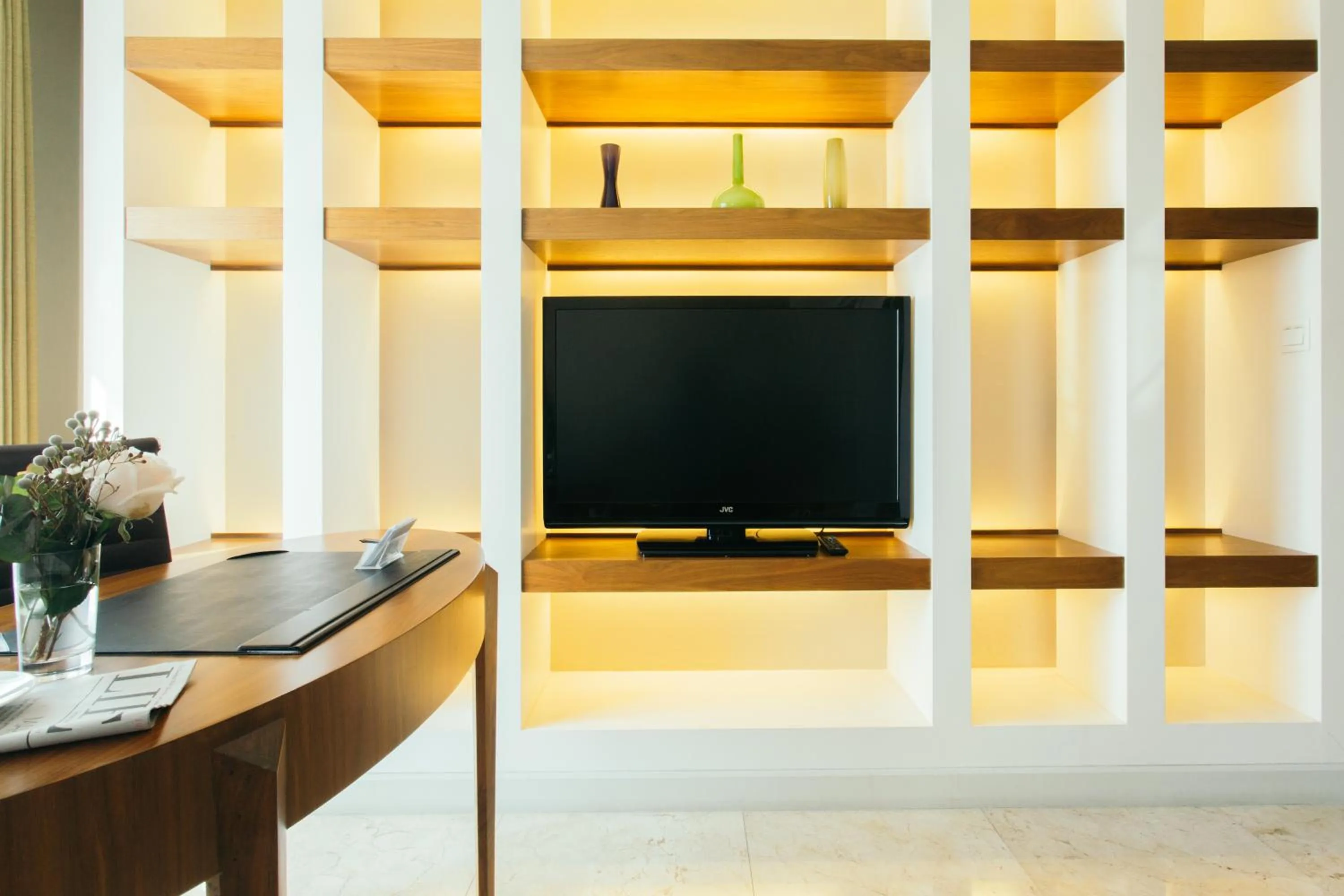 Living room in Thomson Residence Hotel