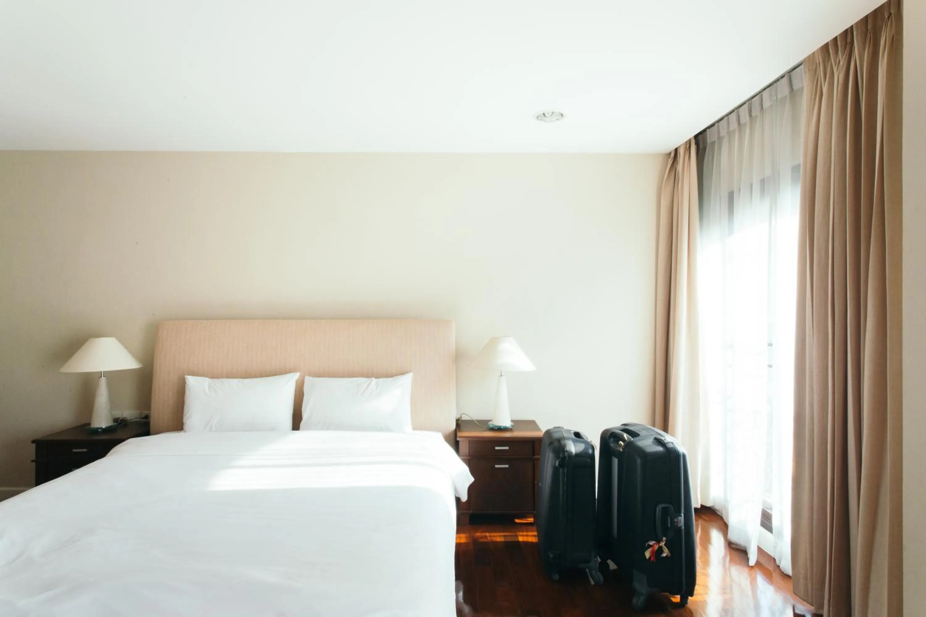 Bedroom, Bed in Thomson Residence Hotel