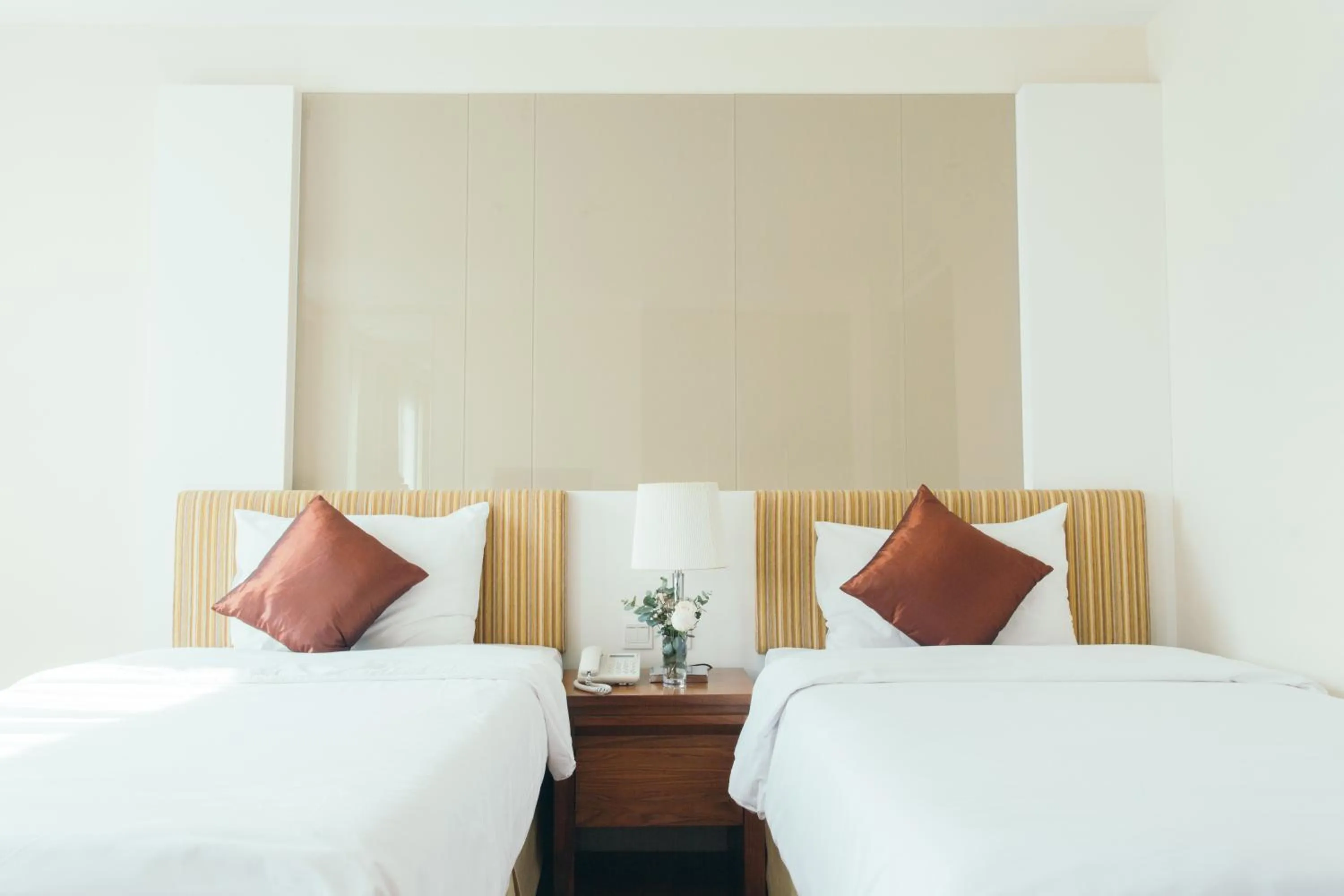 Bed in Thomson Residence Hotel