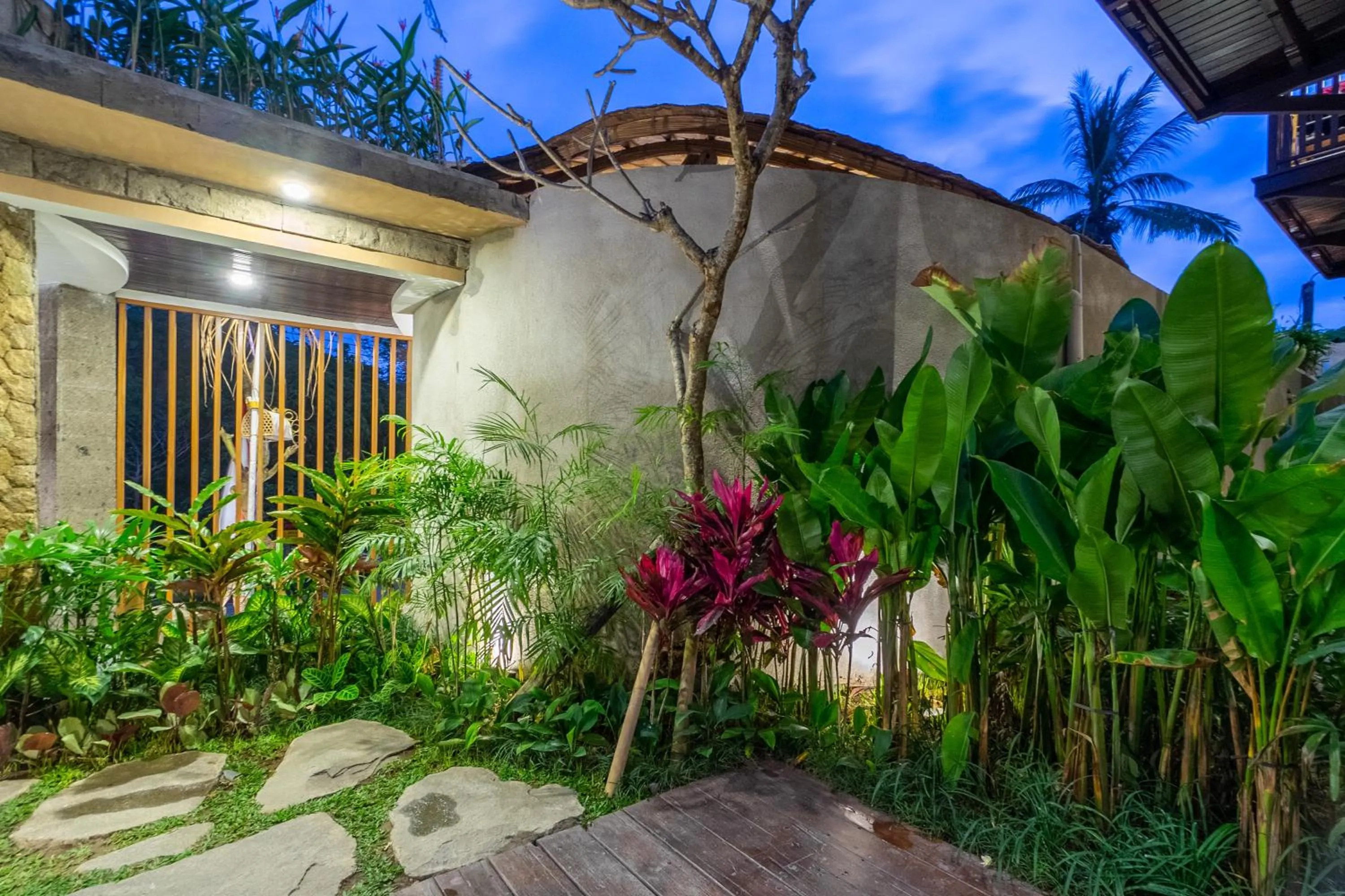 Property building in Villa Sonia Bisma