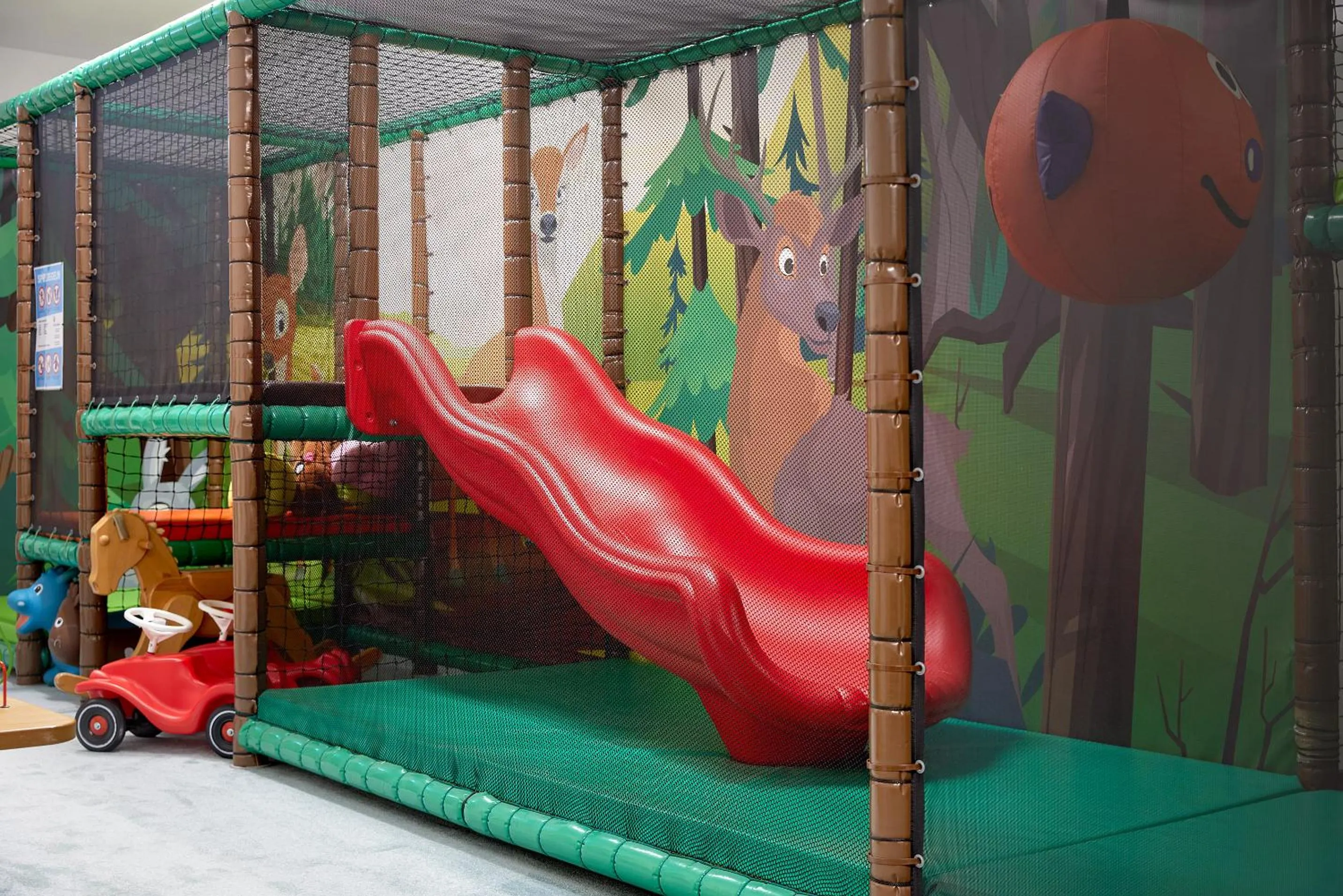 Game Room in Hotel Neue Post