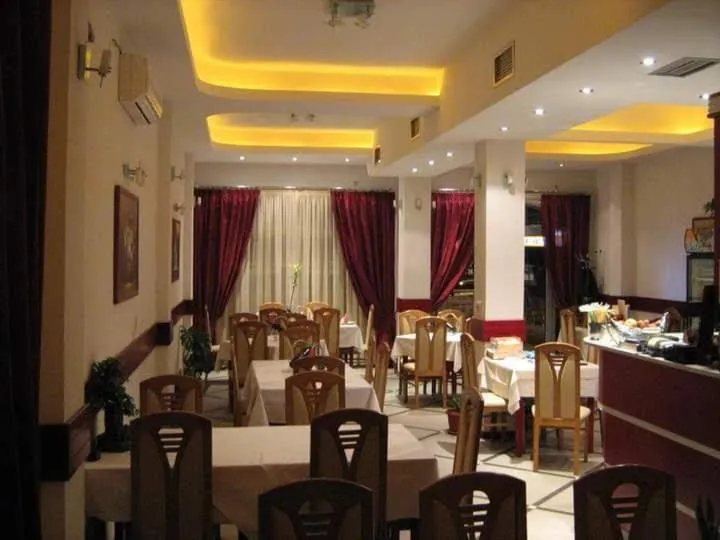 Restaurant/places to eat in Villa Rimari