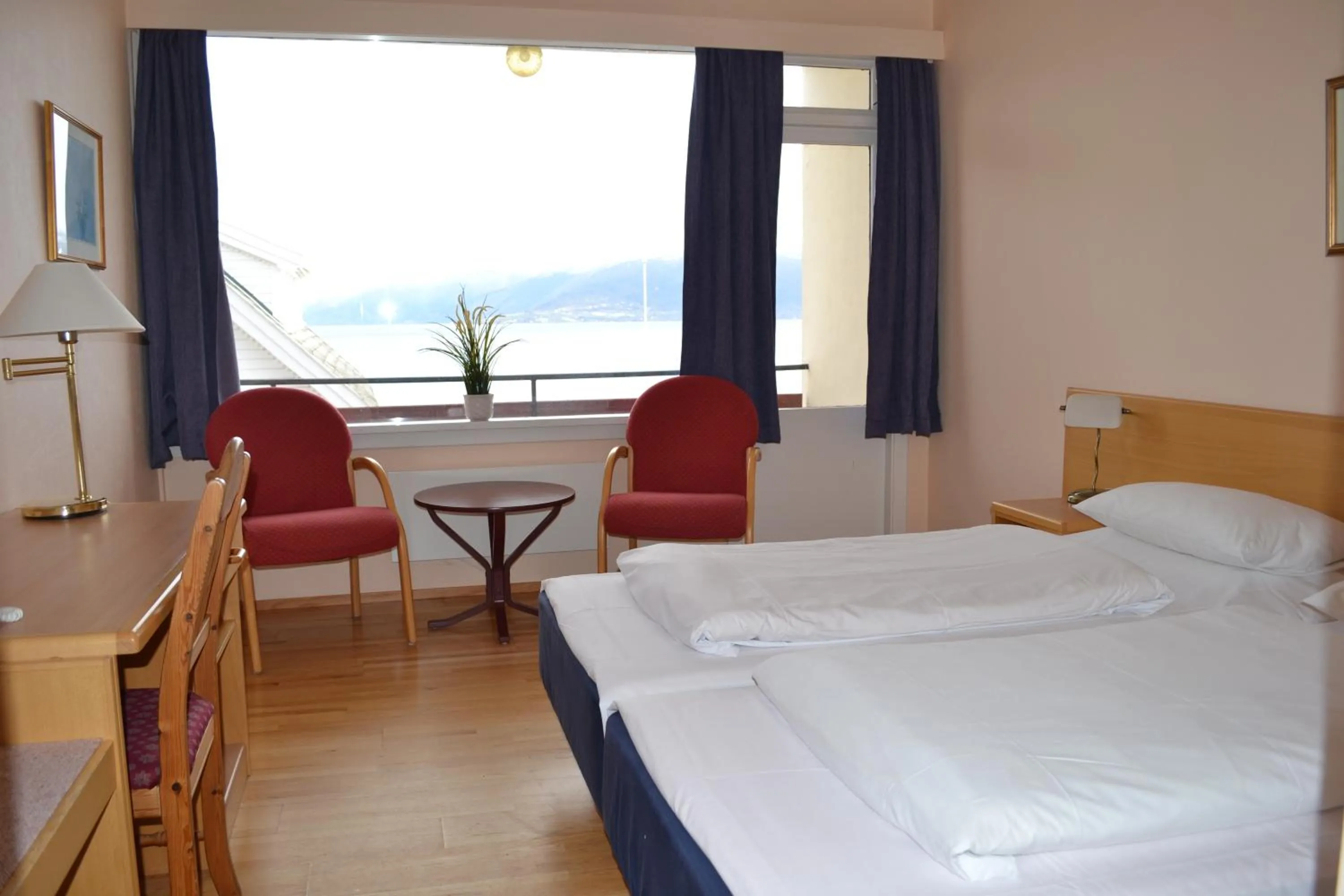 Bed in Midtnes Hotel