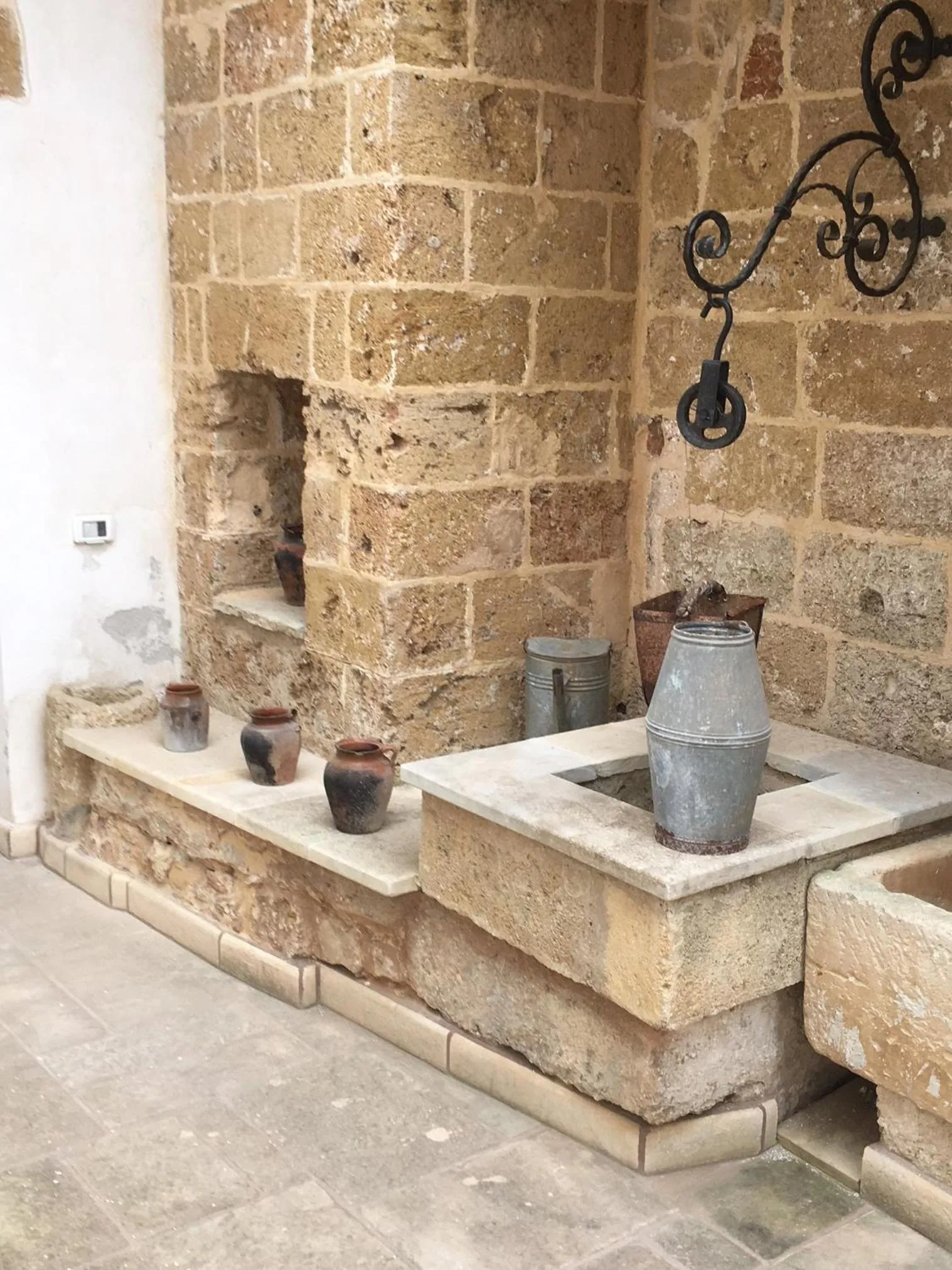 Property building in Nonna Veronica