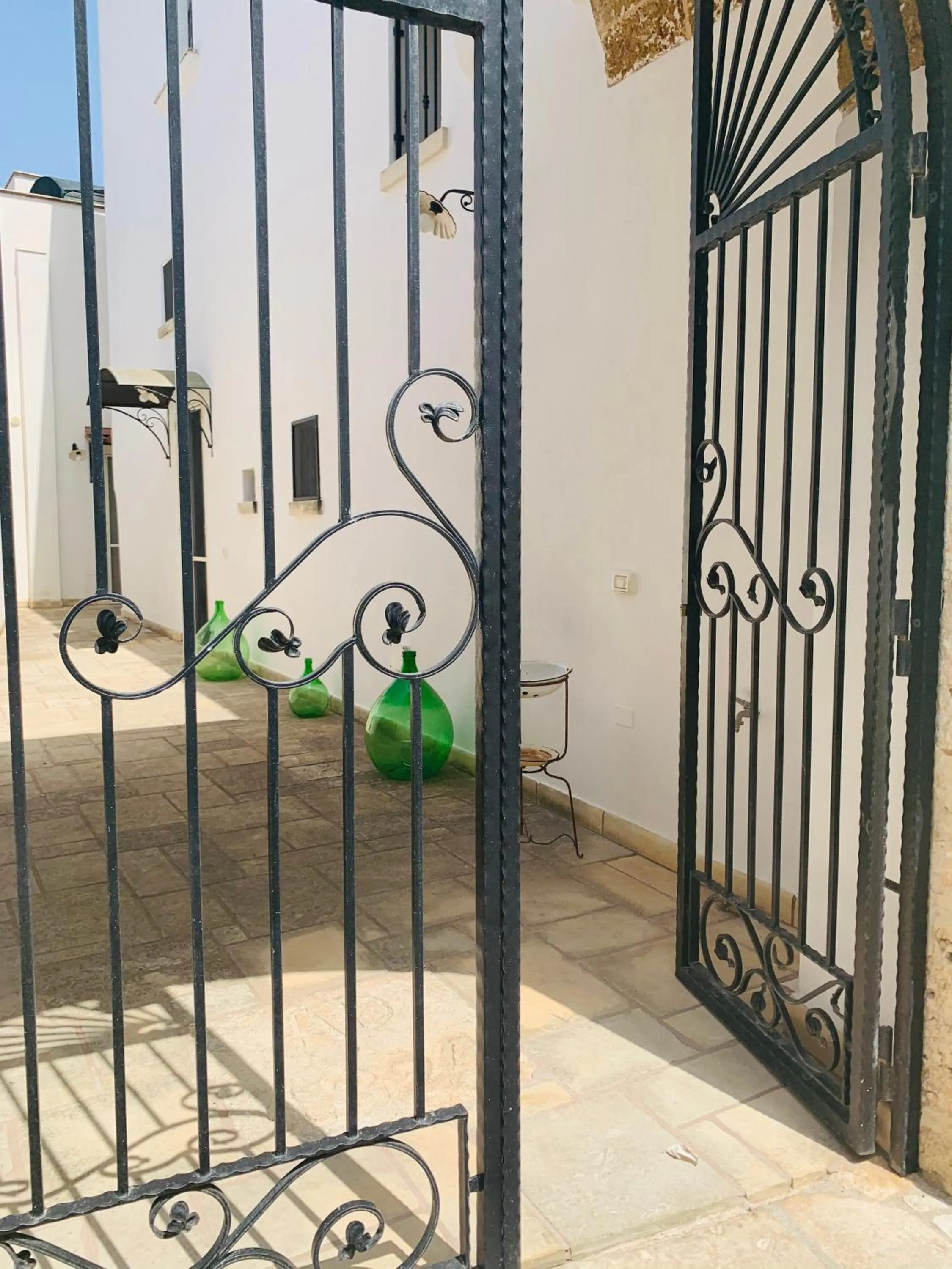 Property building in Nonna Veronica